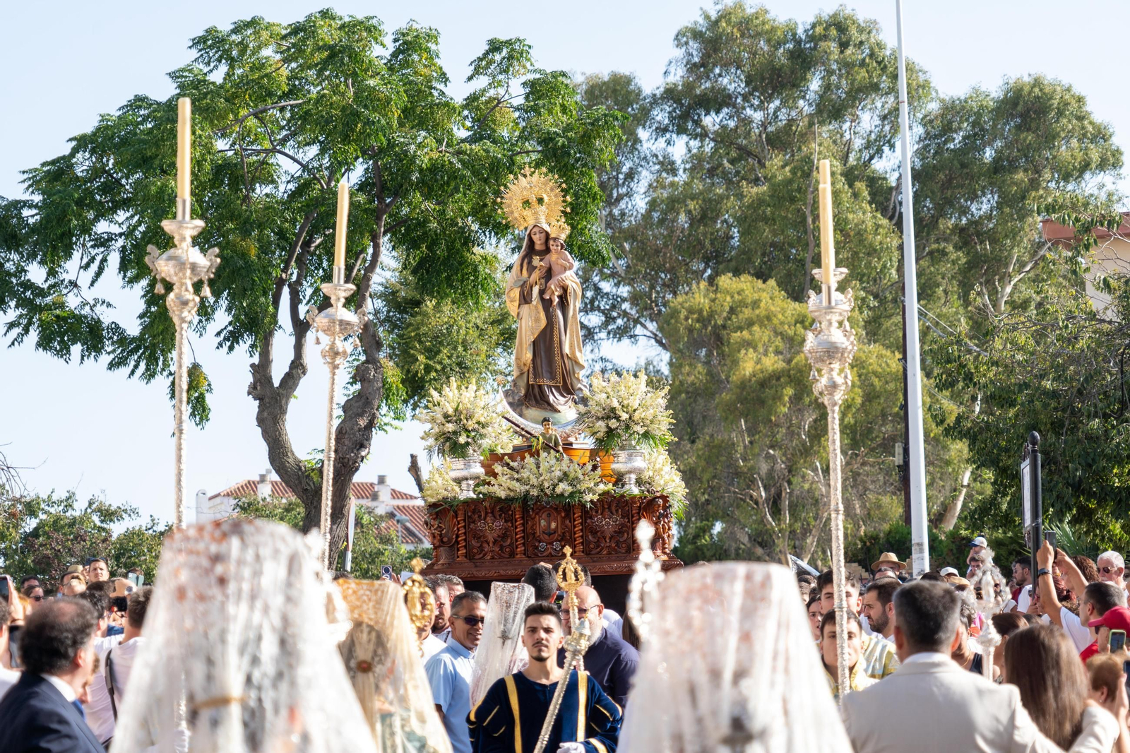 Imágenes de la Solemne Procesión marítima de la Virgen del Carmen en Punta Umbría