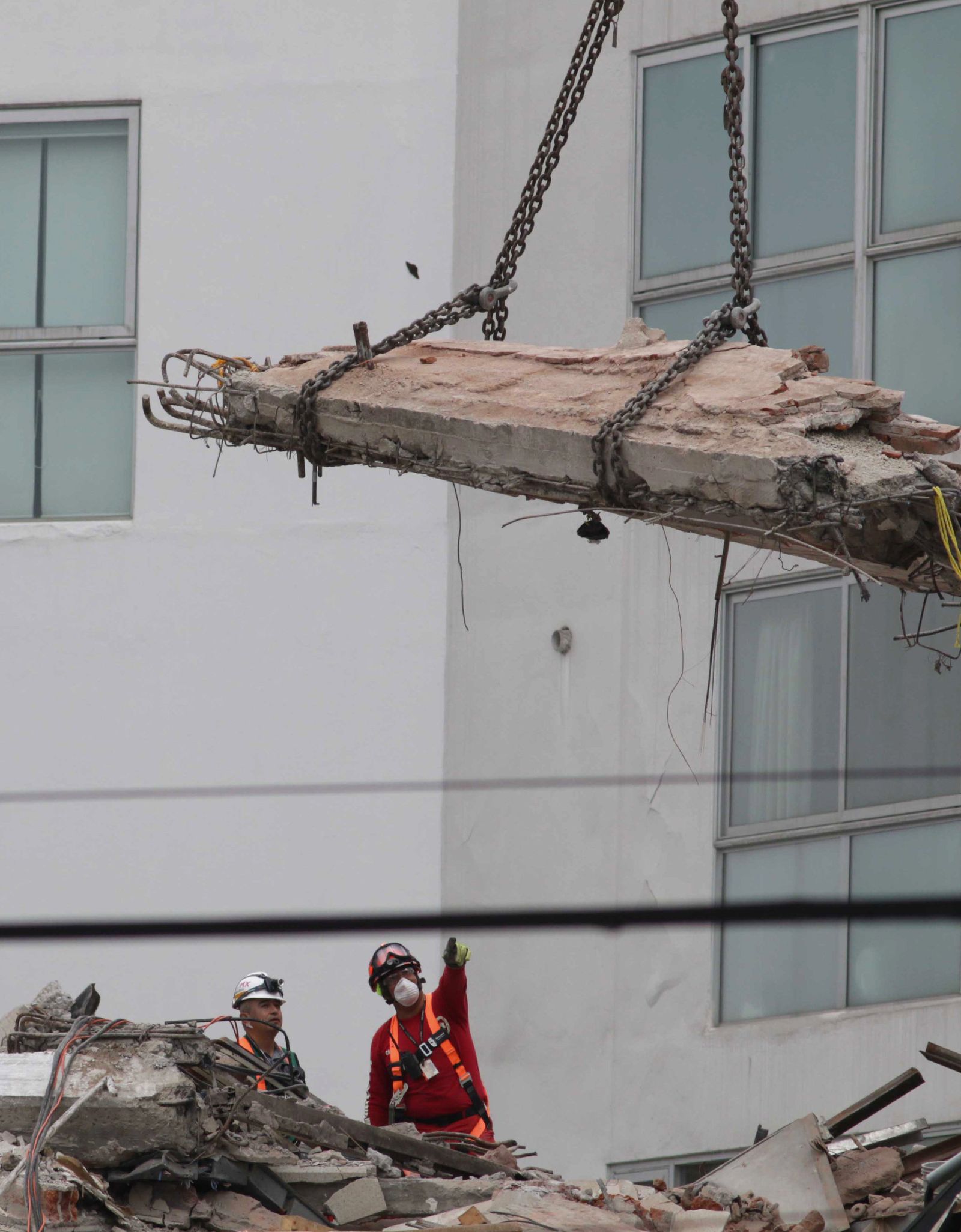 La familia de Jorge Gómez alaba la labor de la UME en su localización