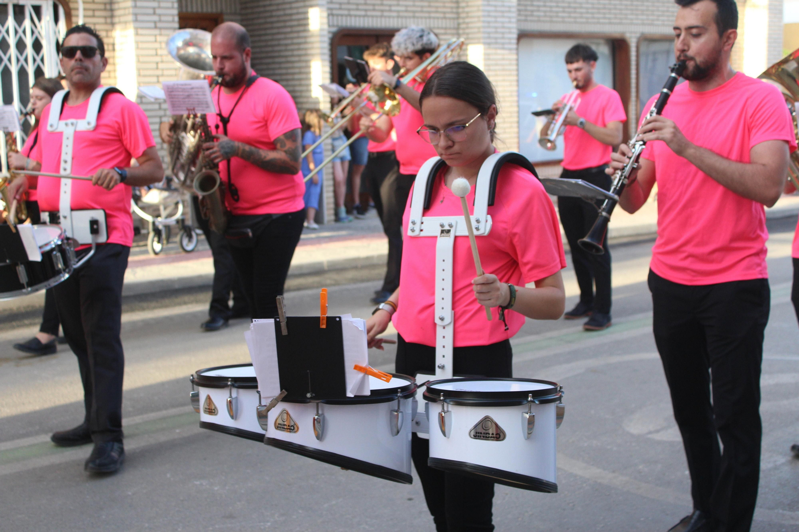 El desfile de Moros y Cristianos de Vera, en imágenes