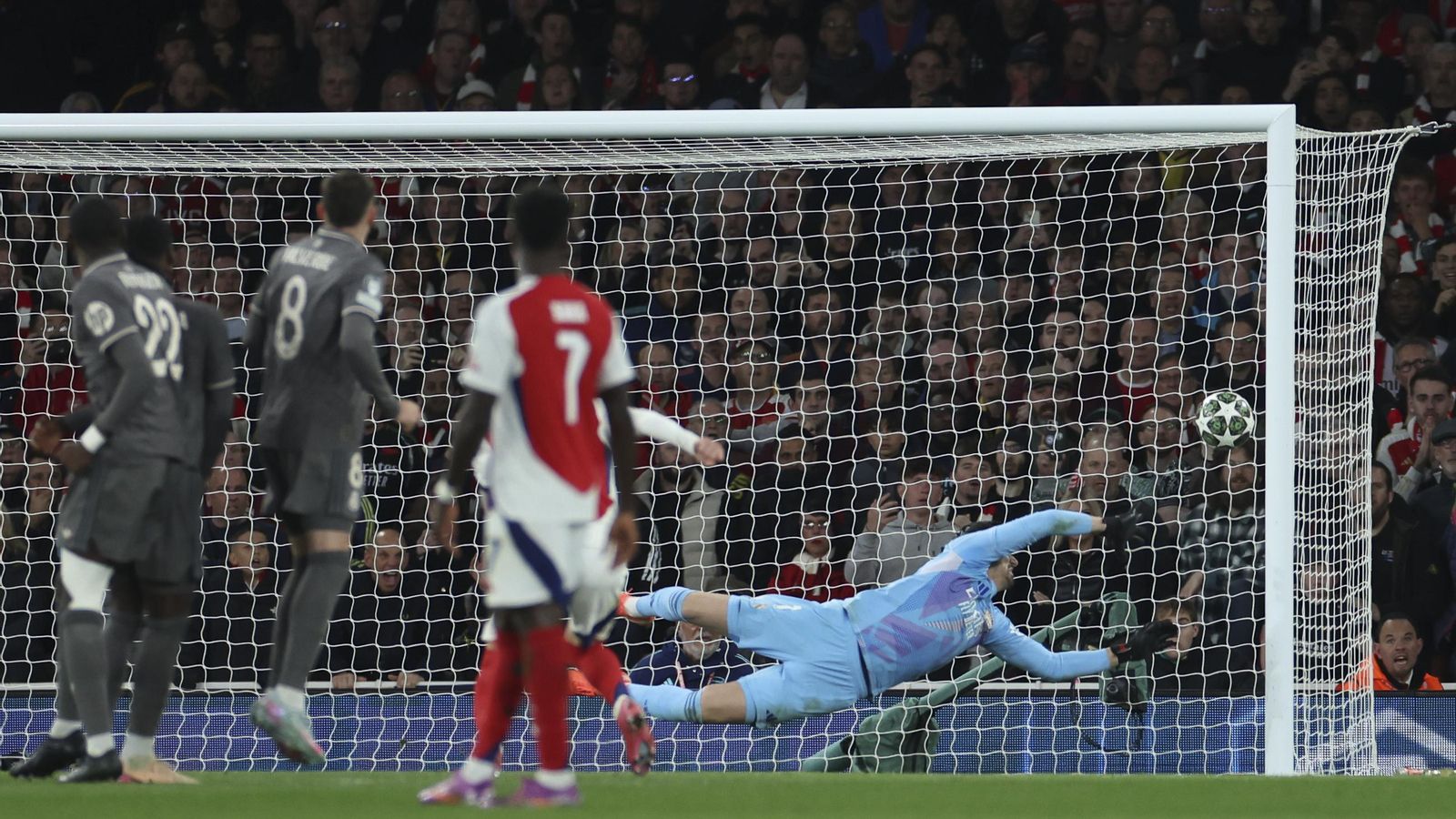 Las mejores fotos del Arsenal - Real Madrid