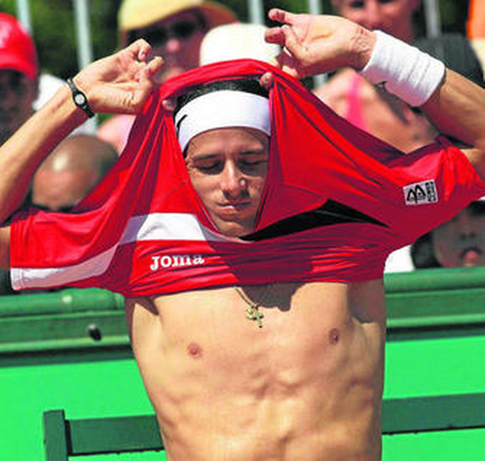 Feliciano López, desesperado en su partido con el alemán Julian Reister.