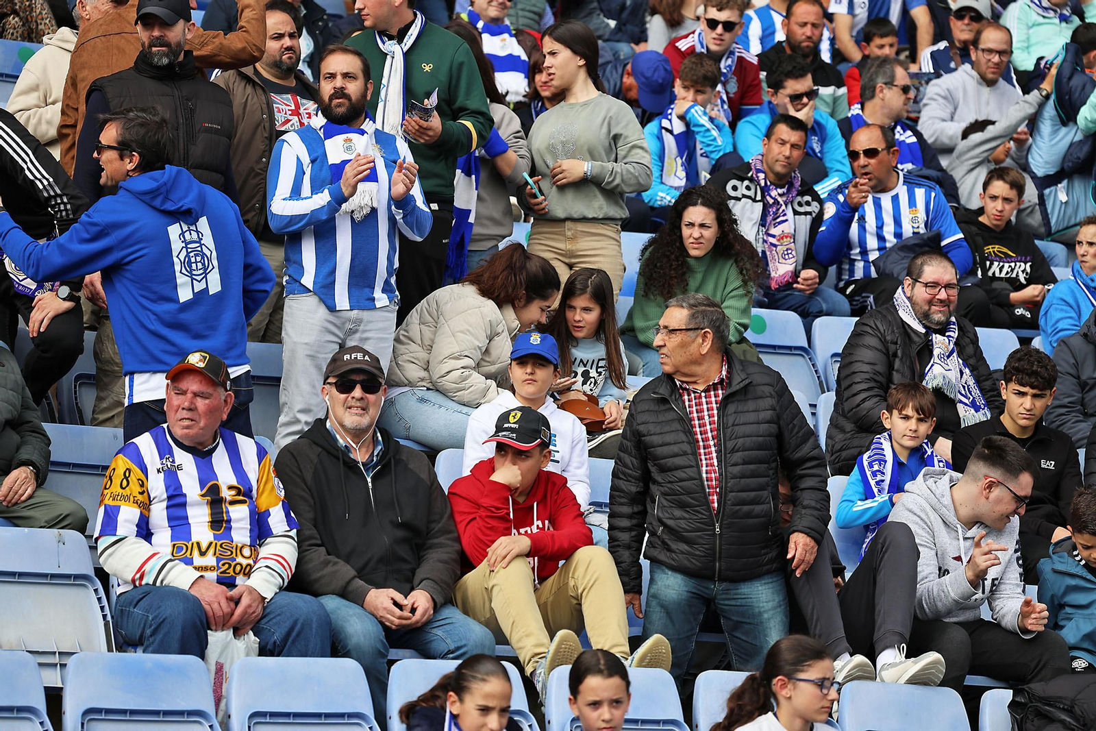 Ambiente en las gradas del Recreativo de Huelva vs AD Ceuta FC