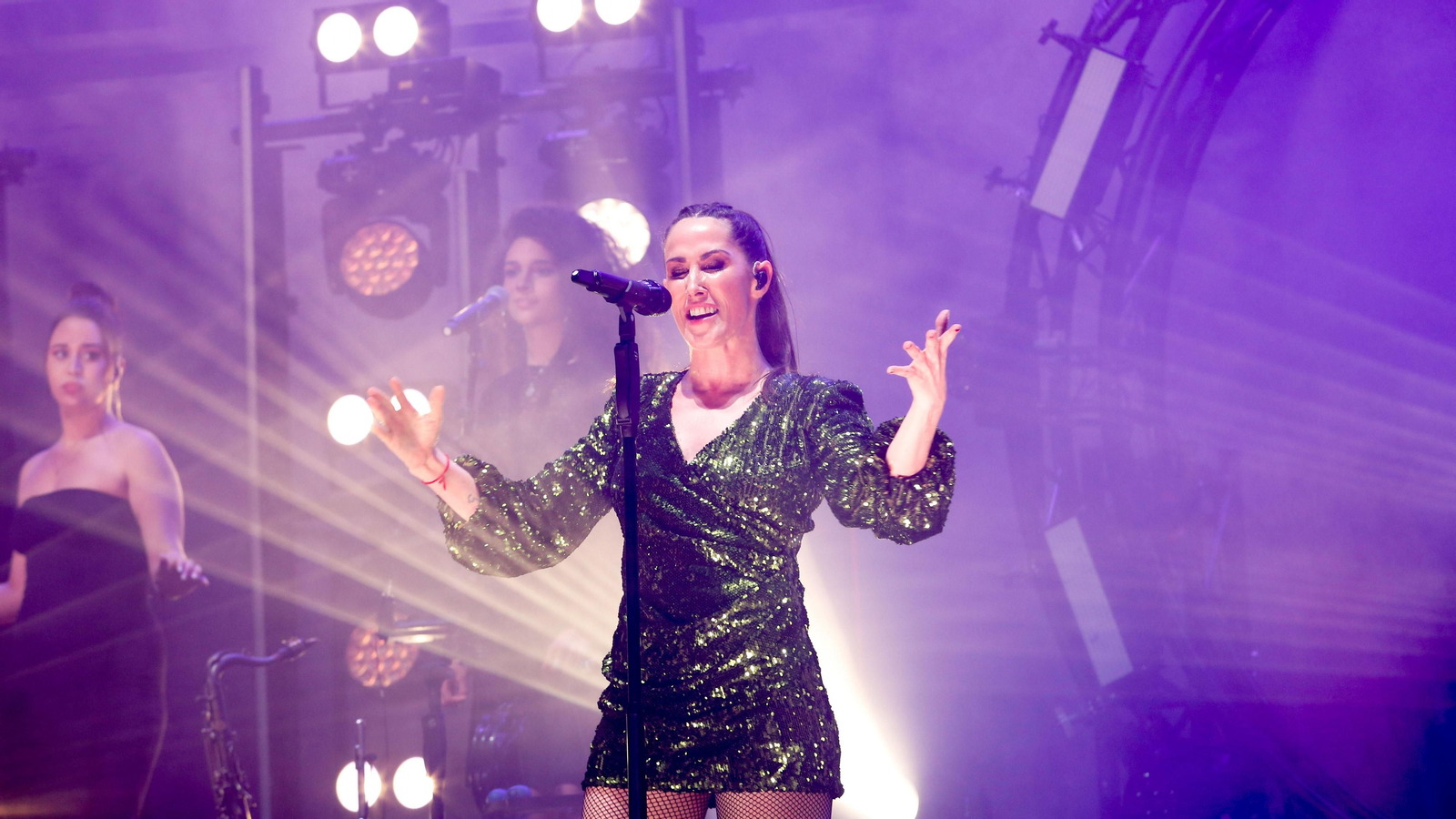 Fotos del concierto de Malú en La Línea