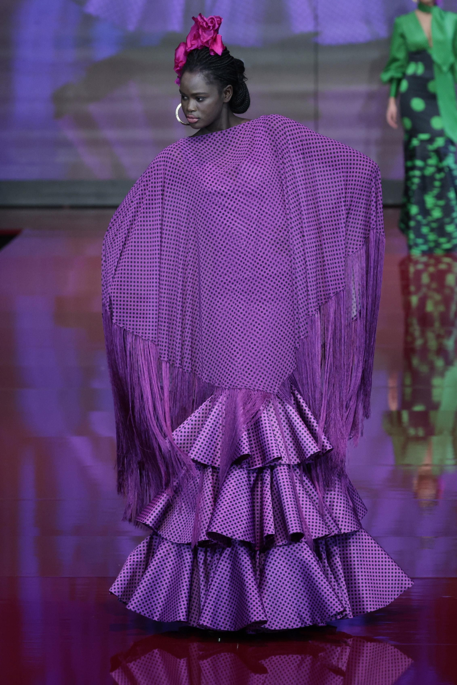 El desfile de Raquel Bollo en SIMOF 2022, todas las fotos