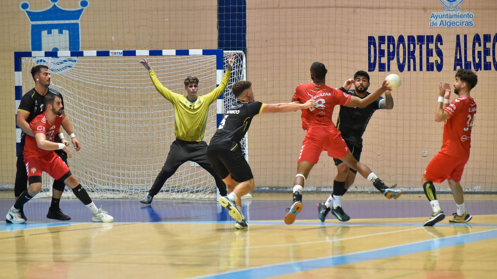 Las fotos del XIX Memorial Pepe Pineda de balonmano