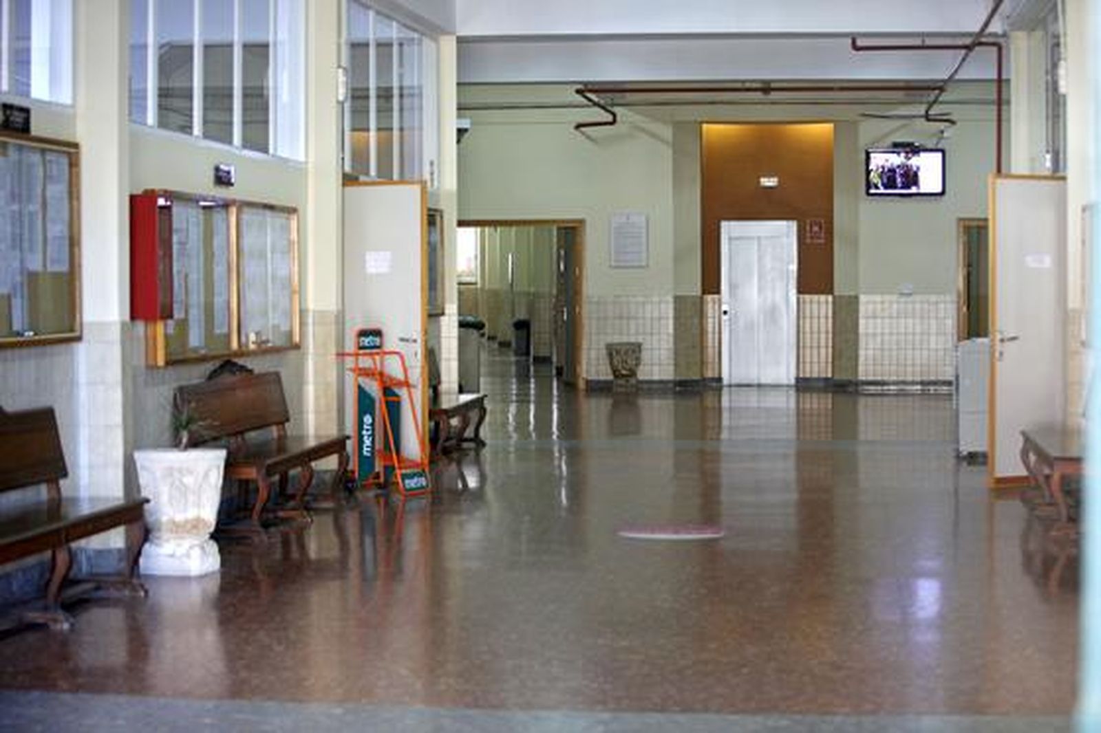 Los piquetes tomaron el centro de la capital desde primera hora de la mañana para impedir la apertura de comercios y empresas. /Jesús Marín