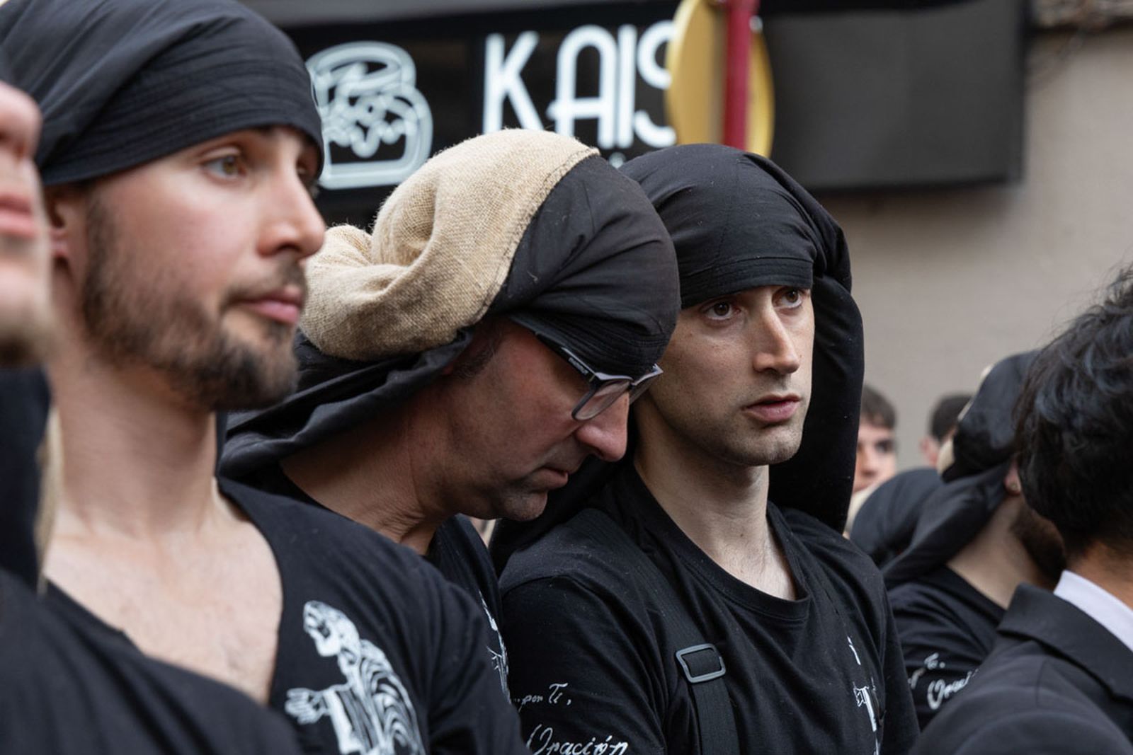 Los jiennenses arropan a las tres cofradías de la tarde en un Domingo de Ramos más caluroso de lo esperado (I)