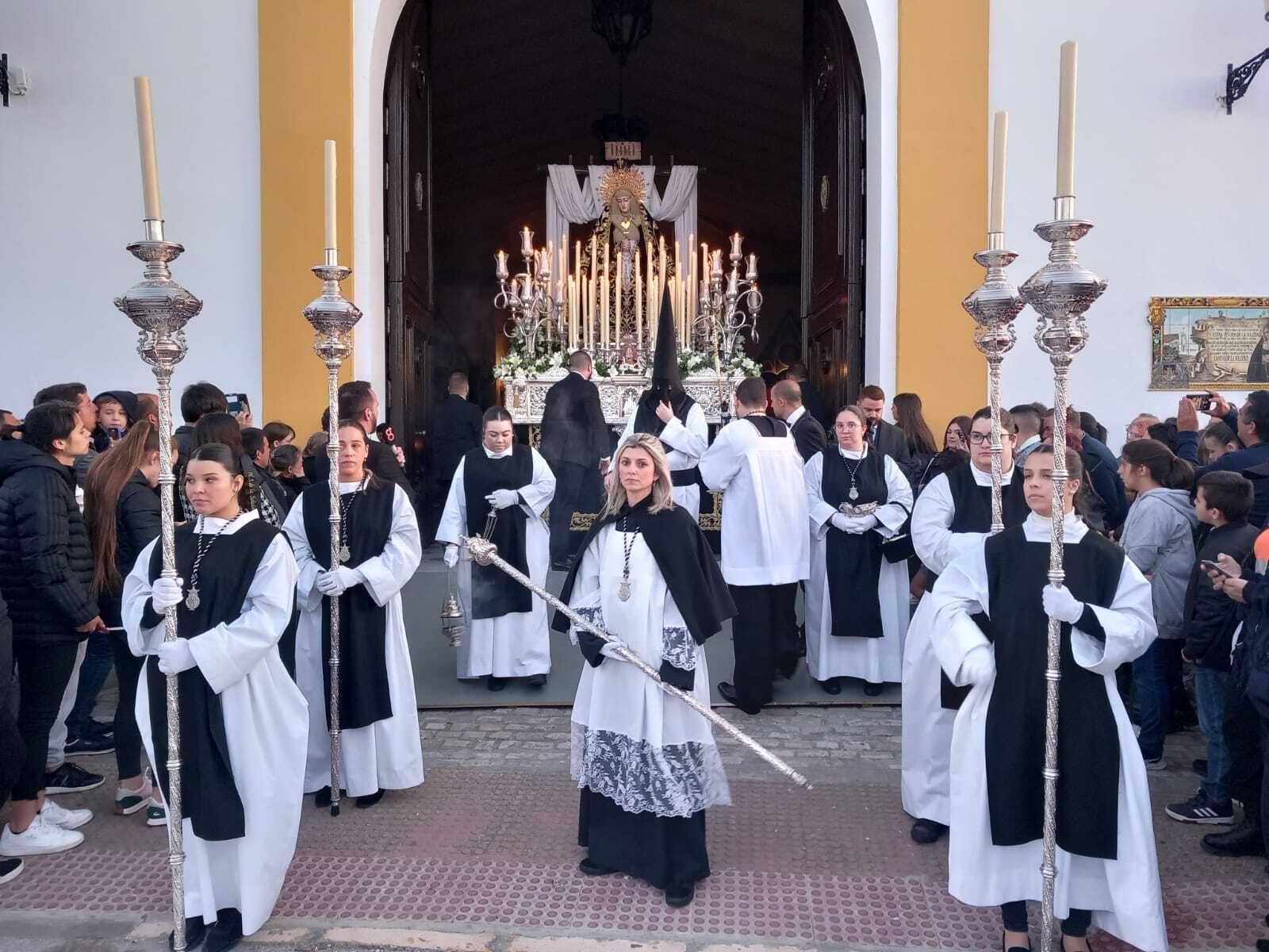 Las imágenes del Viernes Santo de 2023 en Chiclana.