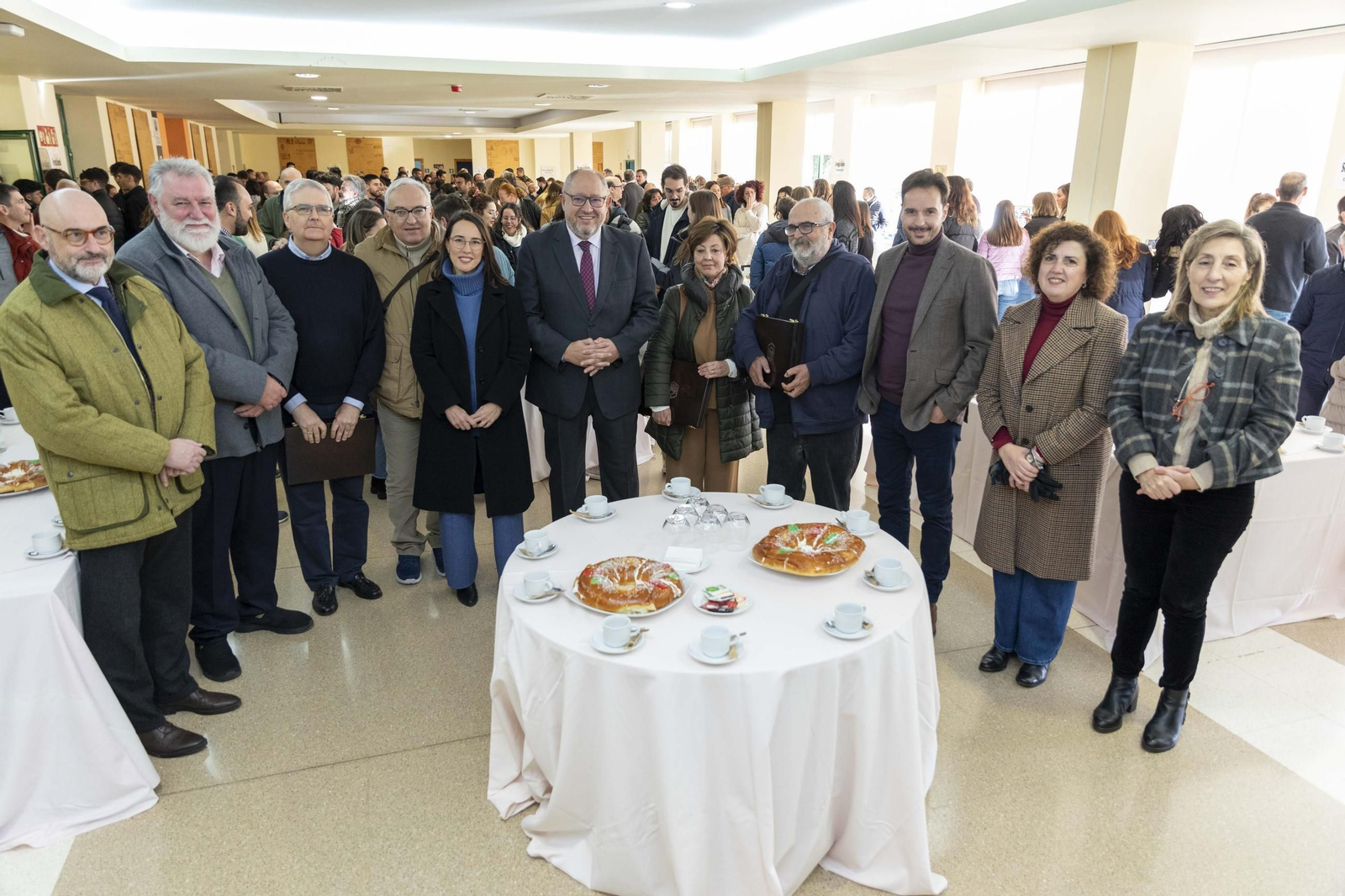 eL Tradicional desayuno con roscón de Reyes en el Campus de Rabanales, en imágenes