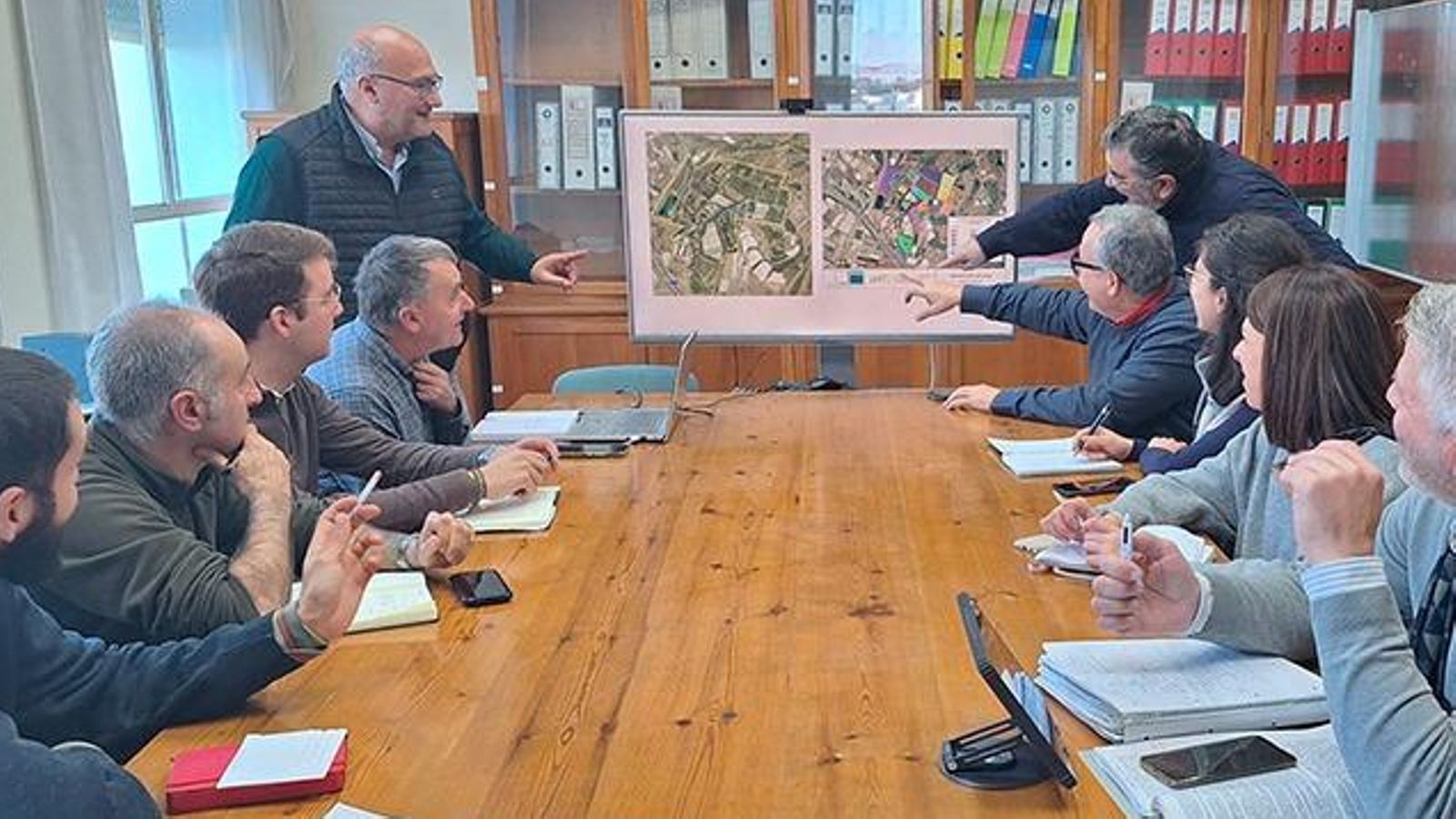 La primera reunión del equipo de trabajo se ha celebrado en el edificio IHSM del campus de Teatinos.
