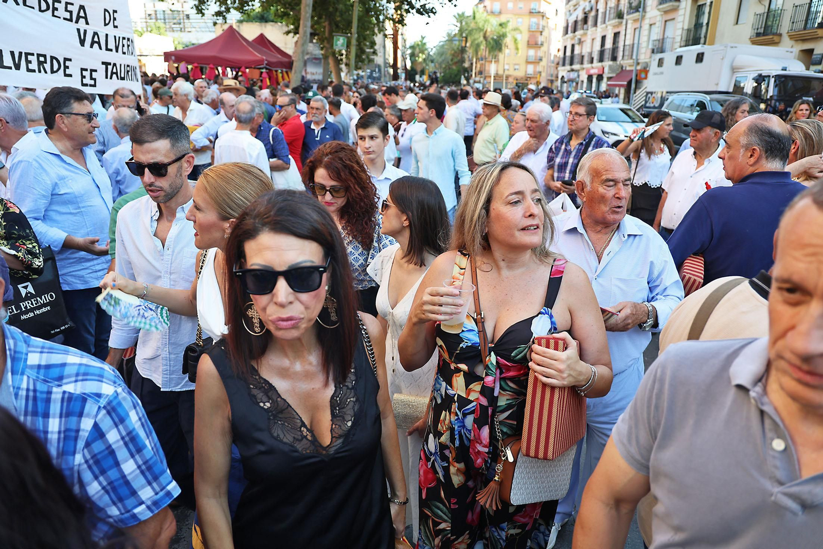 Colombinas 2025: Ambiente en la corrida de toros del viernes 1 de agosto en Huelva