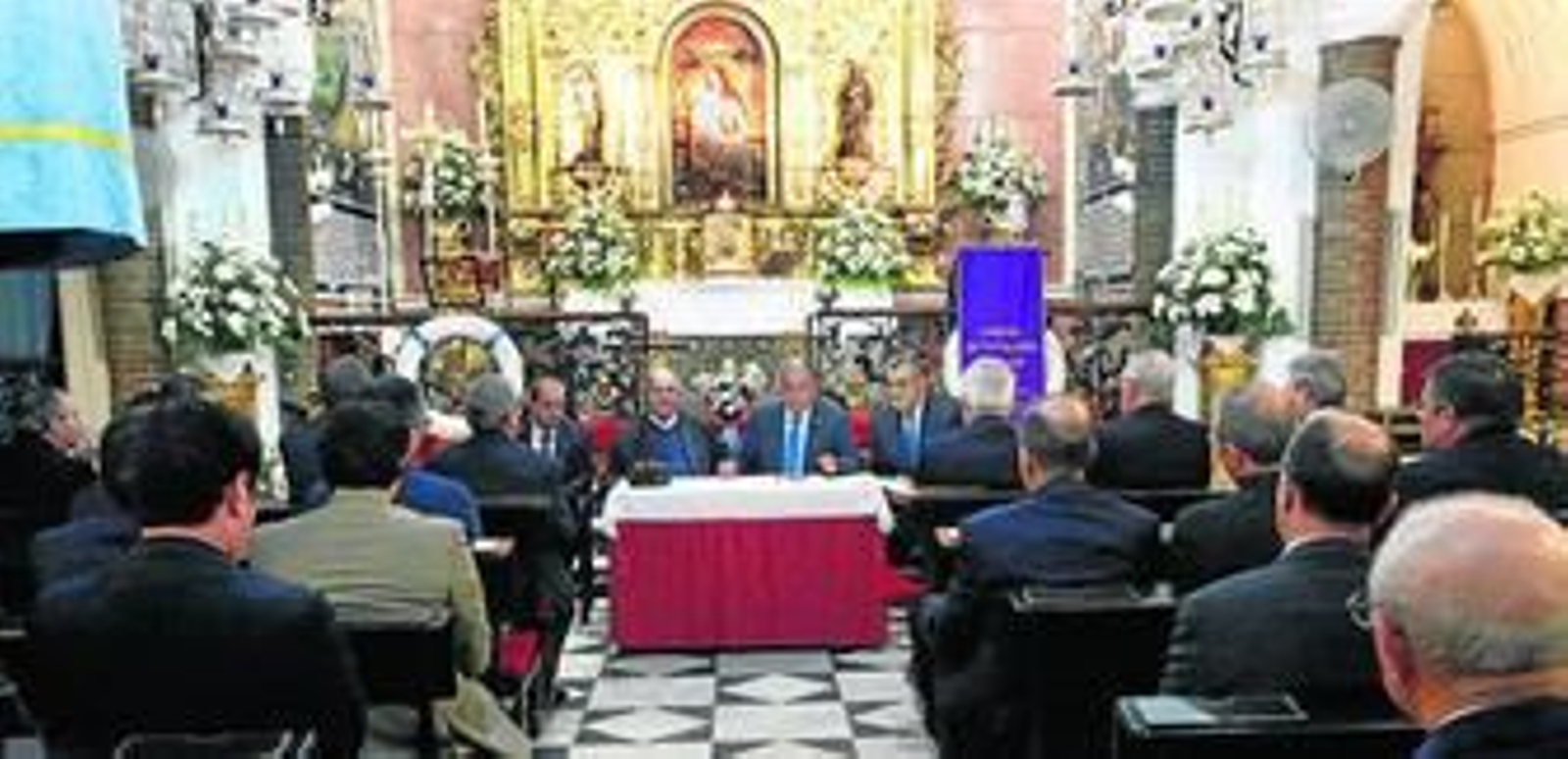 La toma de hora se celebró por vez primera este año ante la imagen de Nuestra Señora de la Cinta, coincidiendo con el 25 aniversario de protectora.