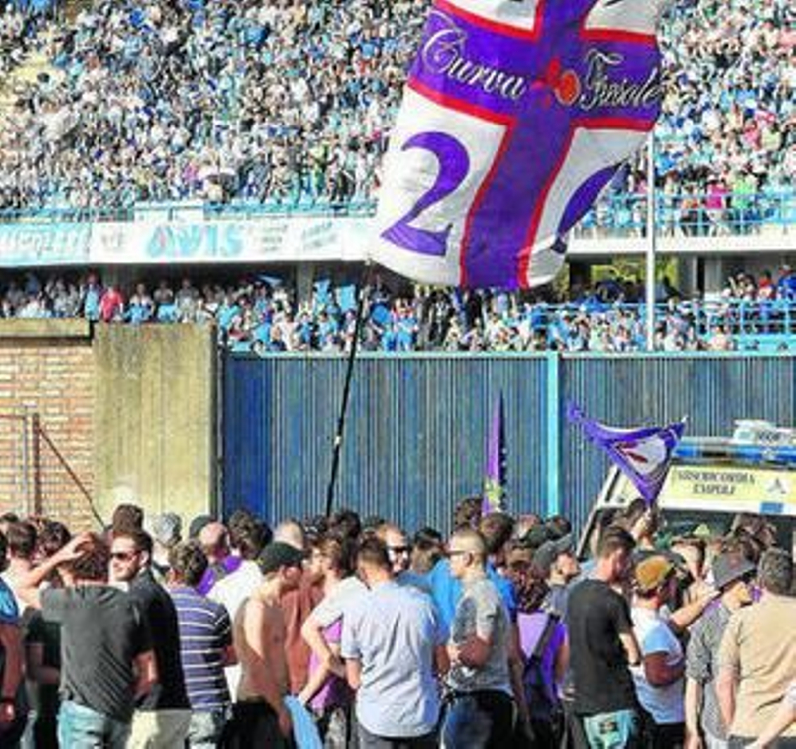 La afición de la Fiorentina, este fin de semana en Émpoli.