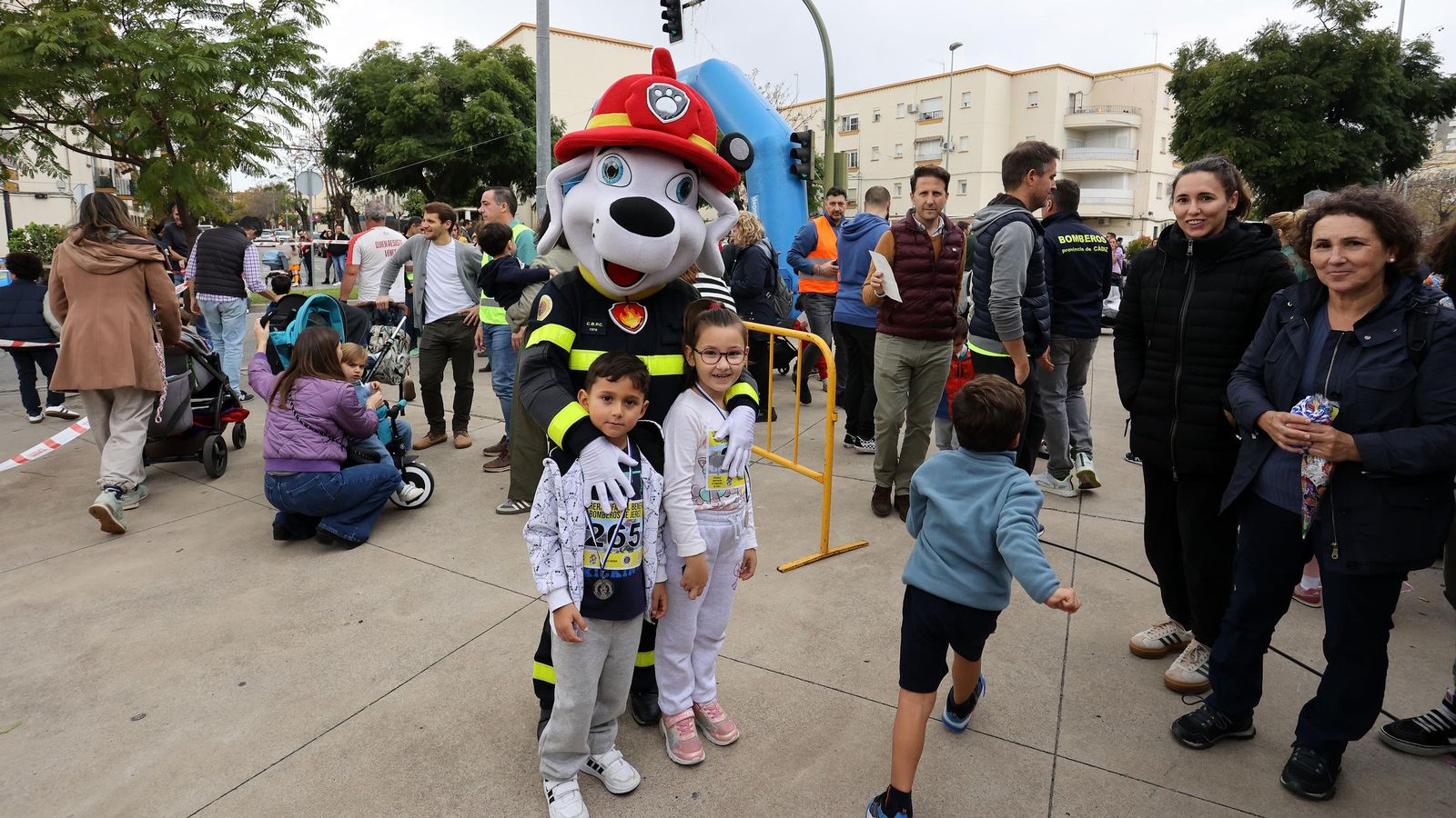 Búscate en la 4ª carrera infantil benéfica Bomberos de Jerez 2024