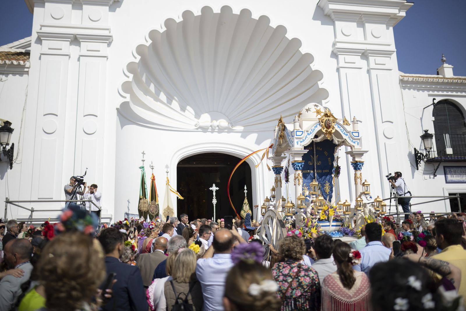 El Rocío 2023: Imágenes de la presentación de las Hermandades y ambiente en la aldea