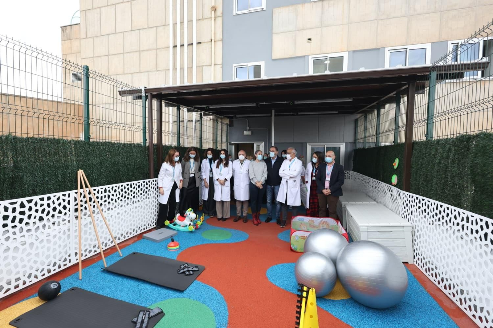 Profesionales del Hospital Materno en la Inauguración del Club Deportivo para pacientes oncohematológicos