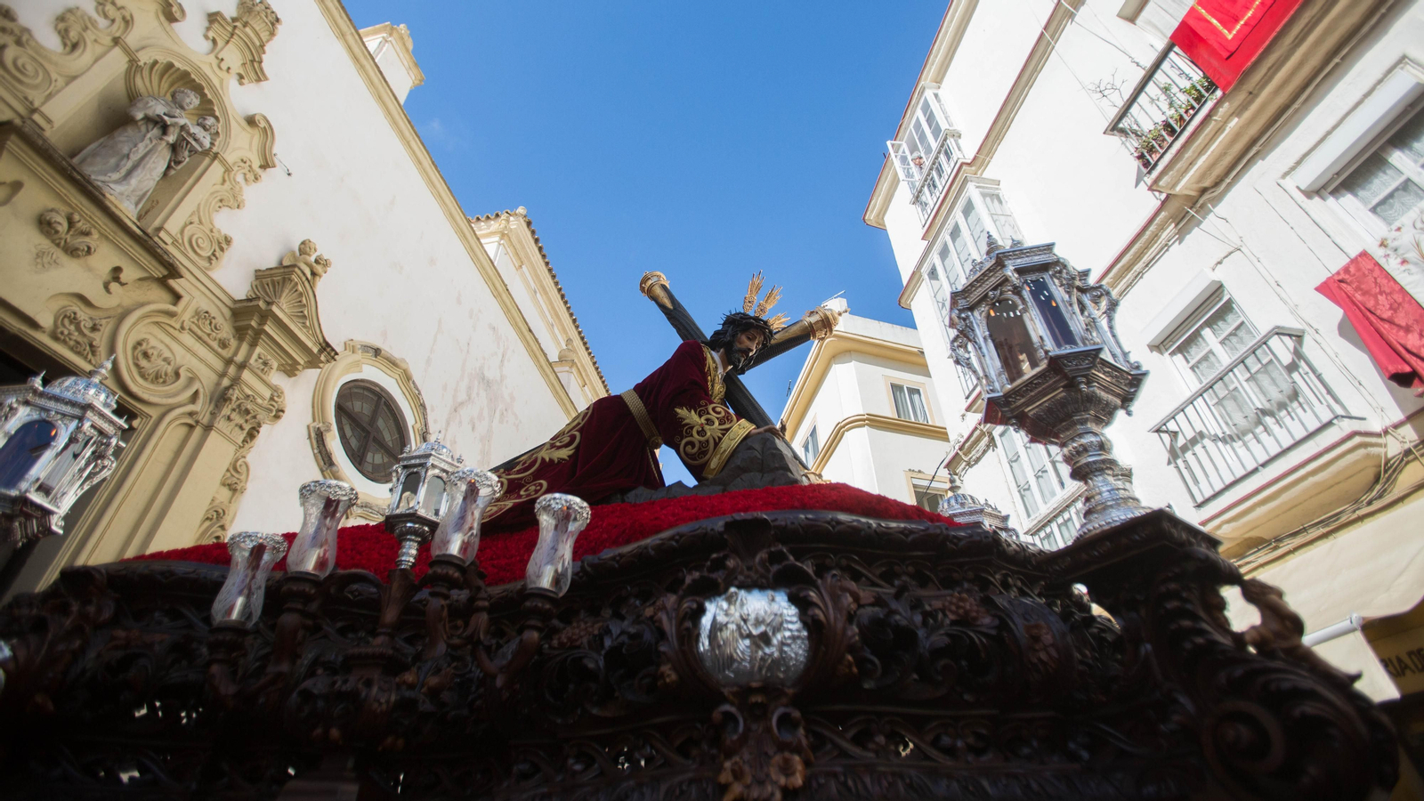 Las imágenes de la cofradía del Caido en la Semana Santa de Cádiz 2022