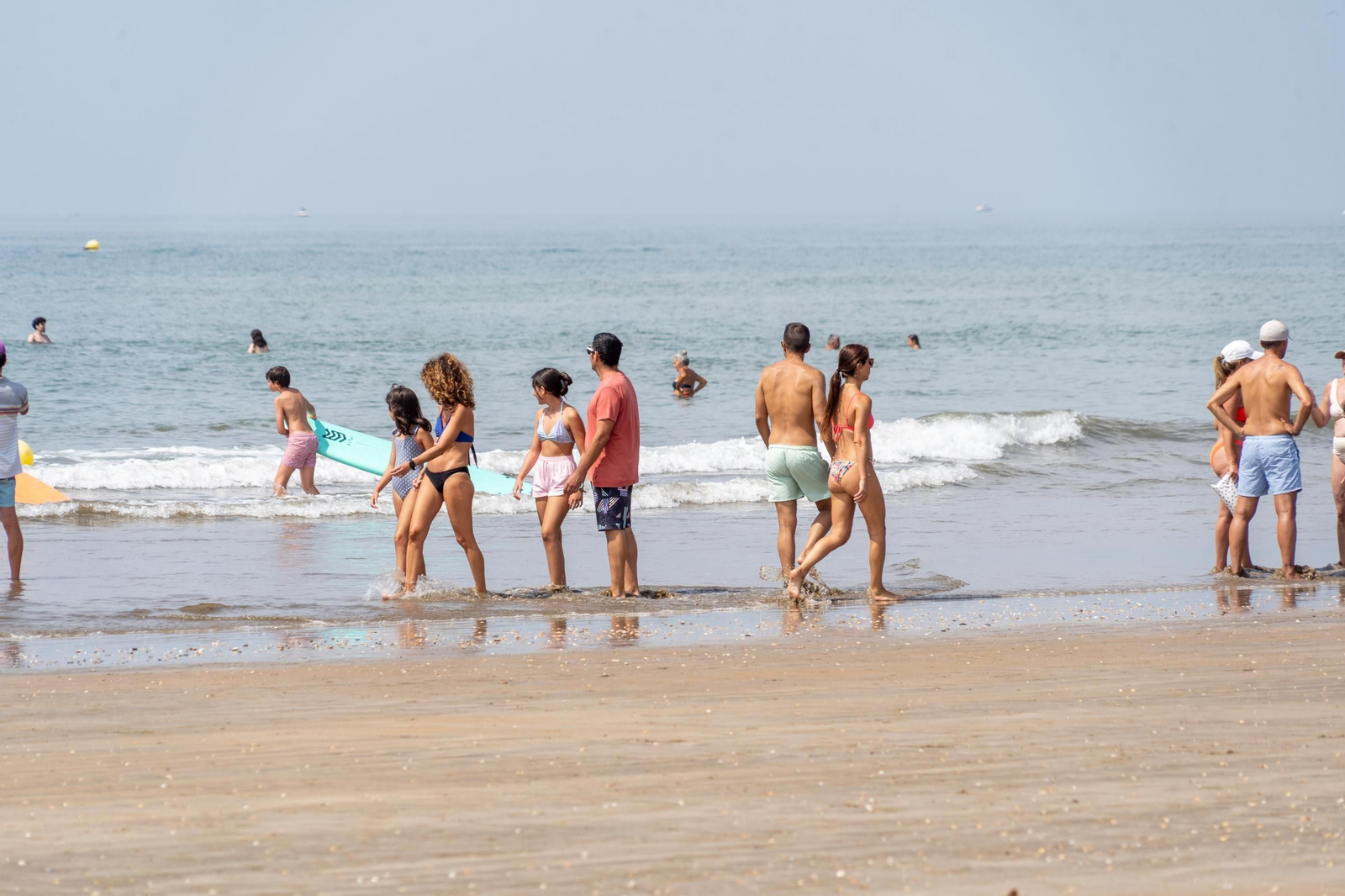 El ambiente de las playas de Huelva el domingo 24 de agosto
