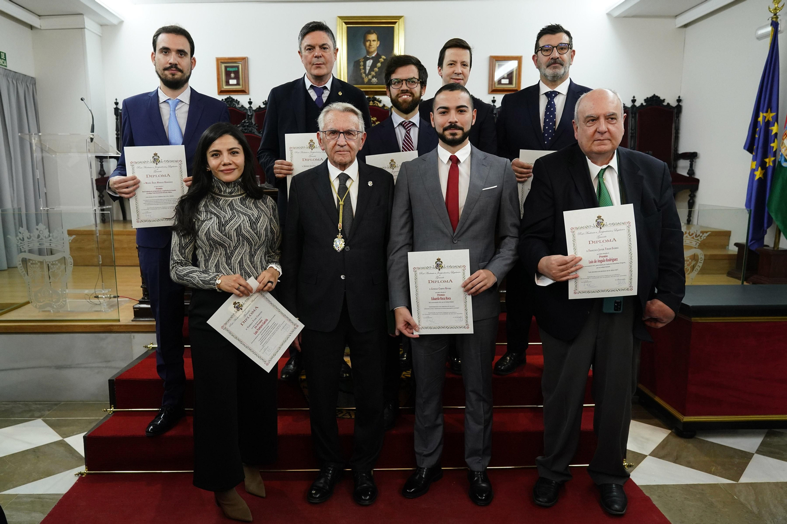 Imagen de los premiados en la gala de la RAJYL de Granada