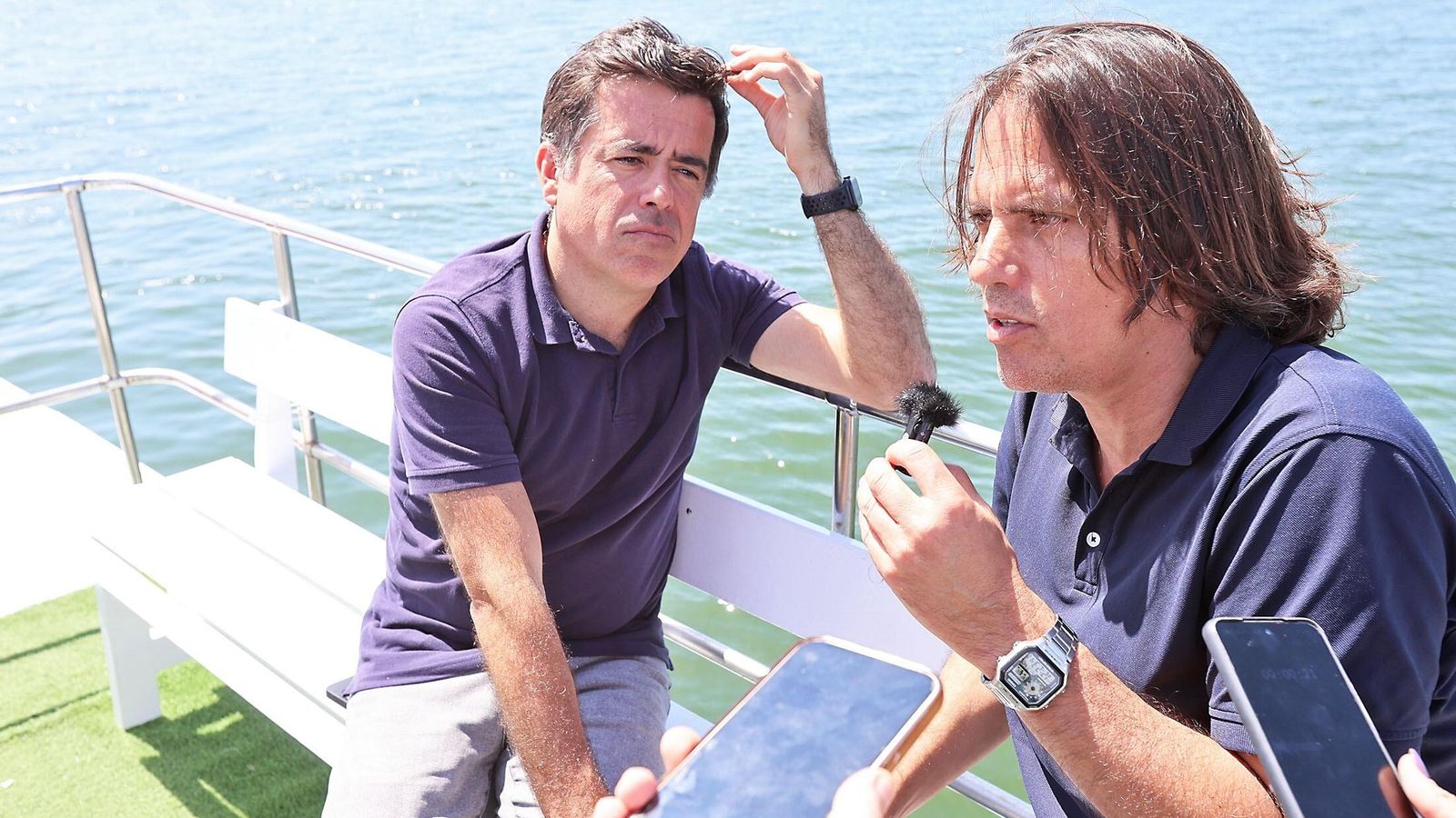 Koldo Zuazua, productor, junto a Rafael Cobos, guionista de la película.