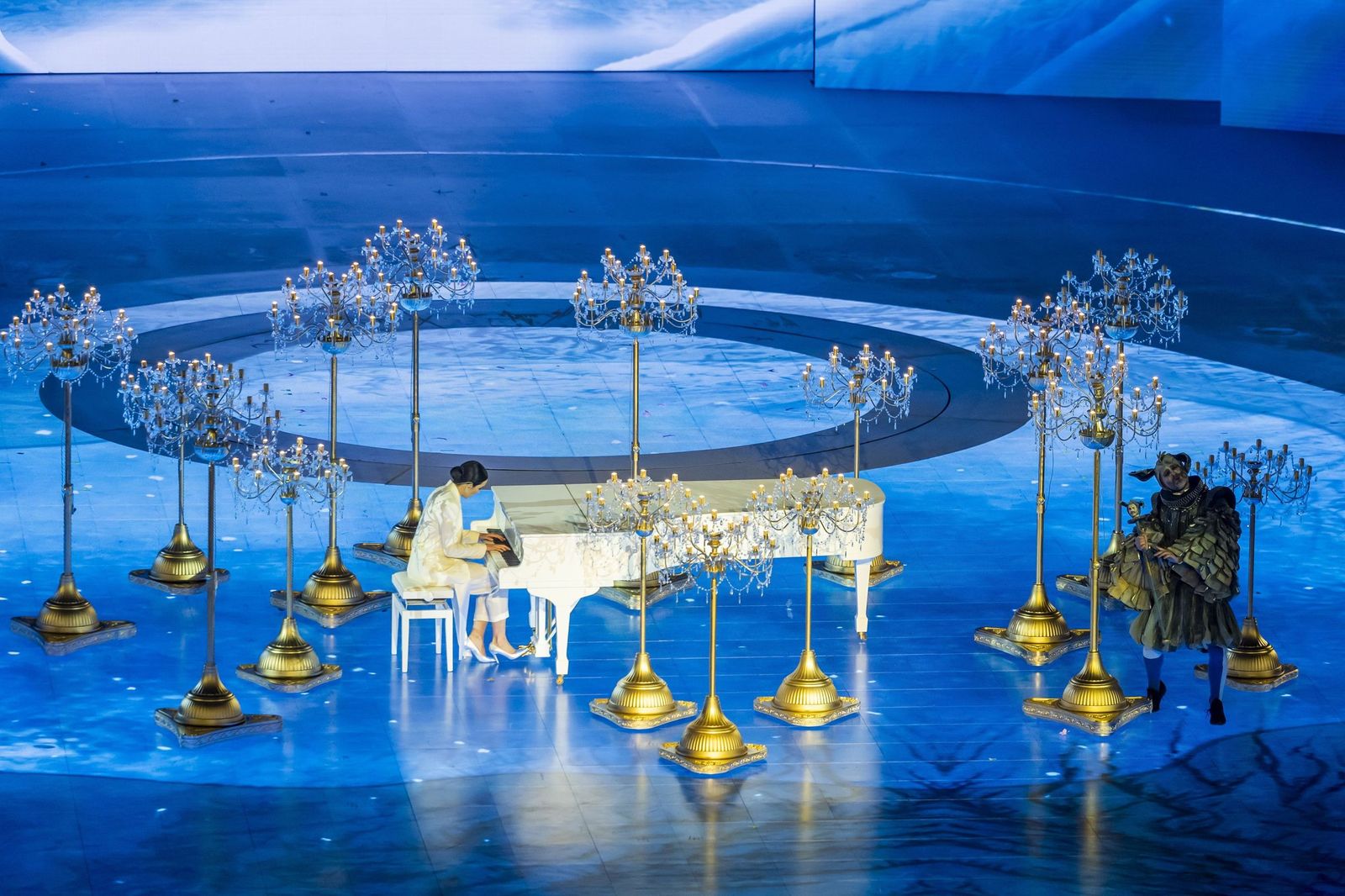 Las mejores fotos de los Juegos Olímpicos de invierno Milán Cortina d'Ampezzo 2026 | Ceremonia de clausura y jornada 17 y última