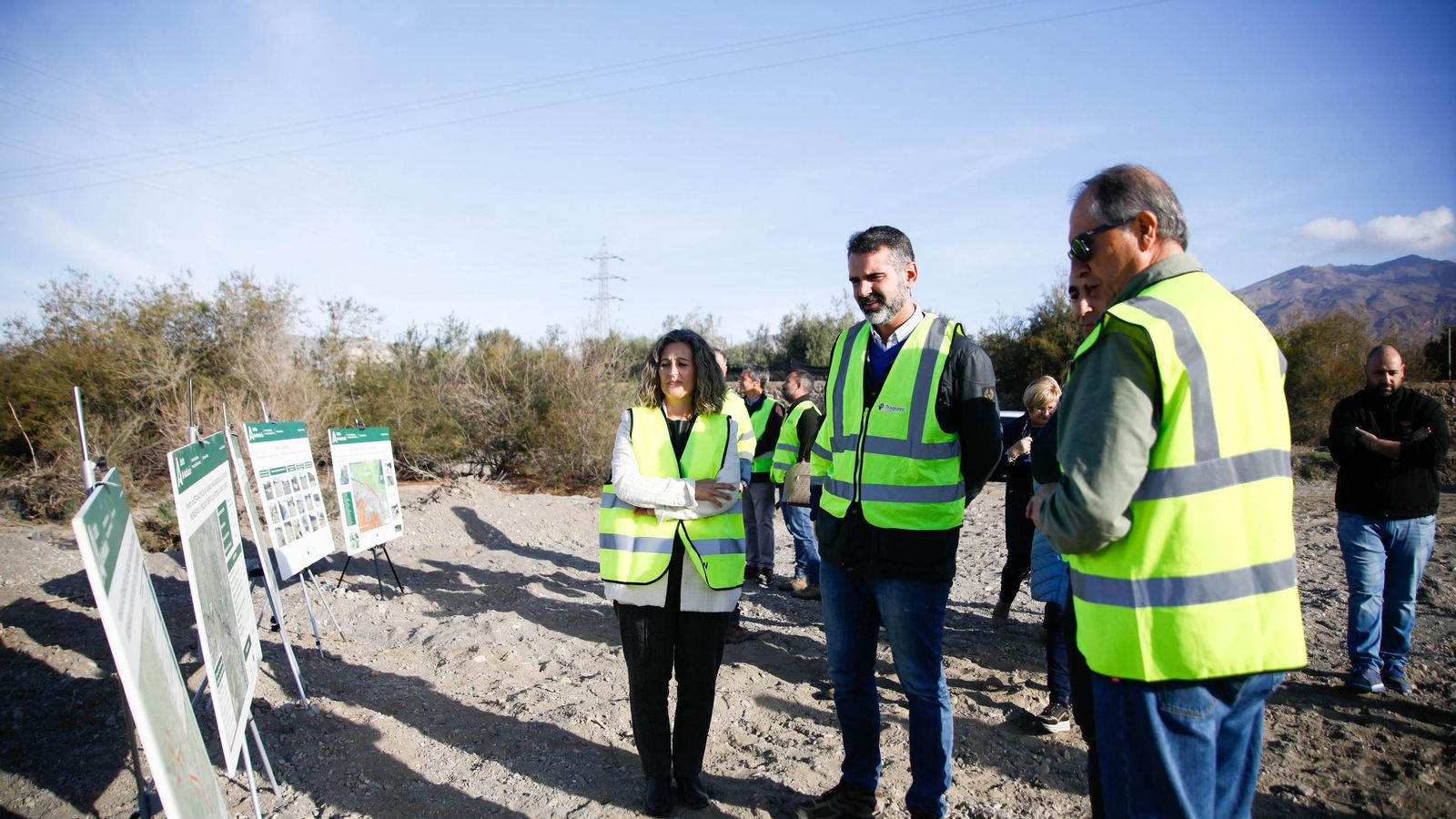 El consejero de Agricultura ha conocido en el terreno los trabajos que se están ejecutando