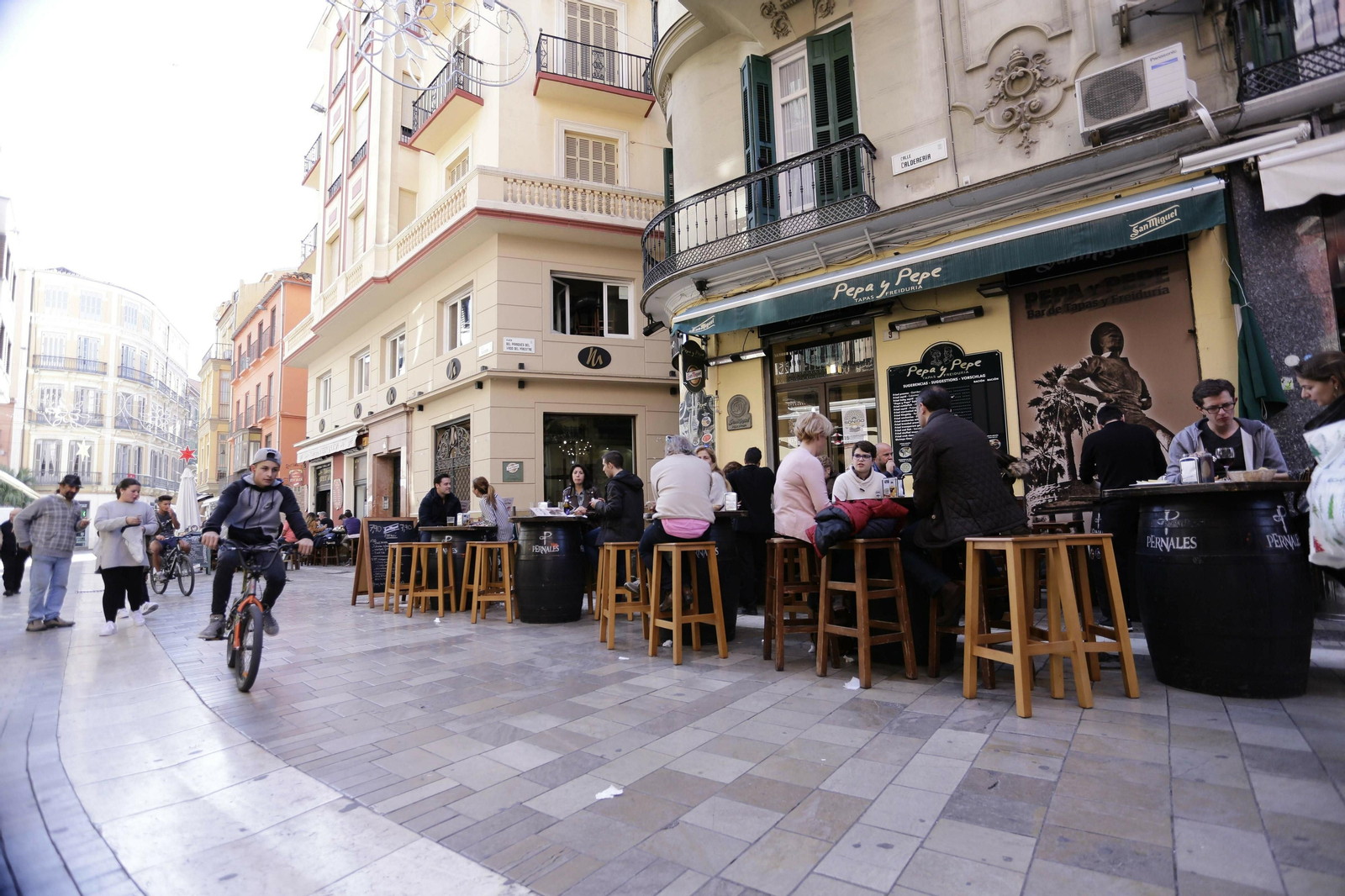 Imagen de archivo de varios locales de hostelería del Centro de Málaga.
