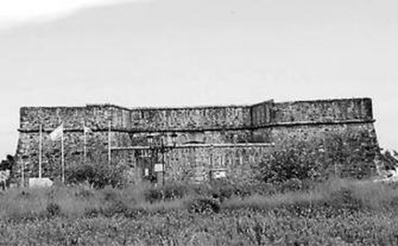El Castillo de La Duquesa es una fortaleza del siglo XVIII.