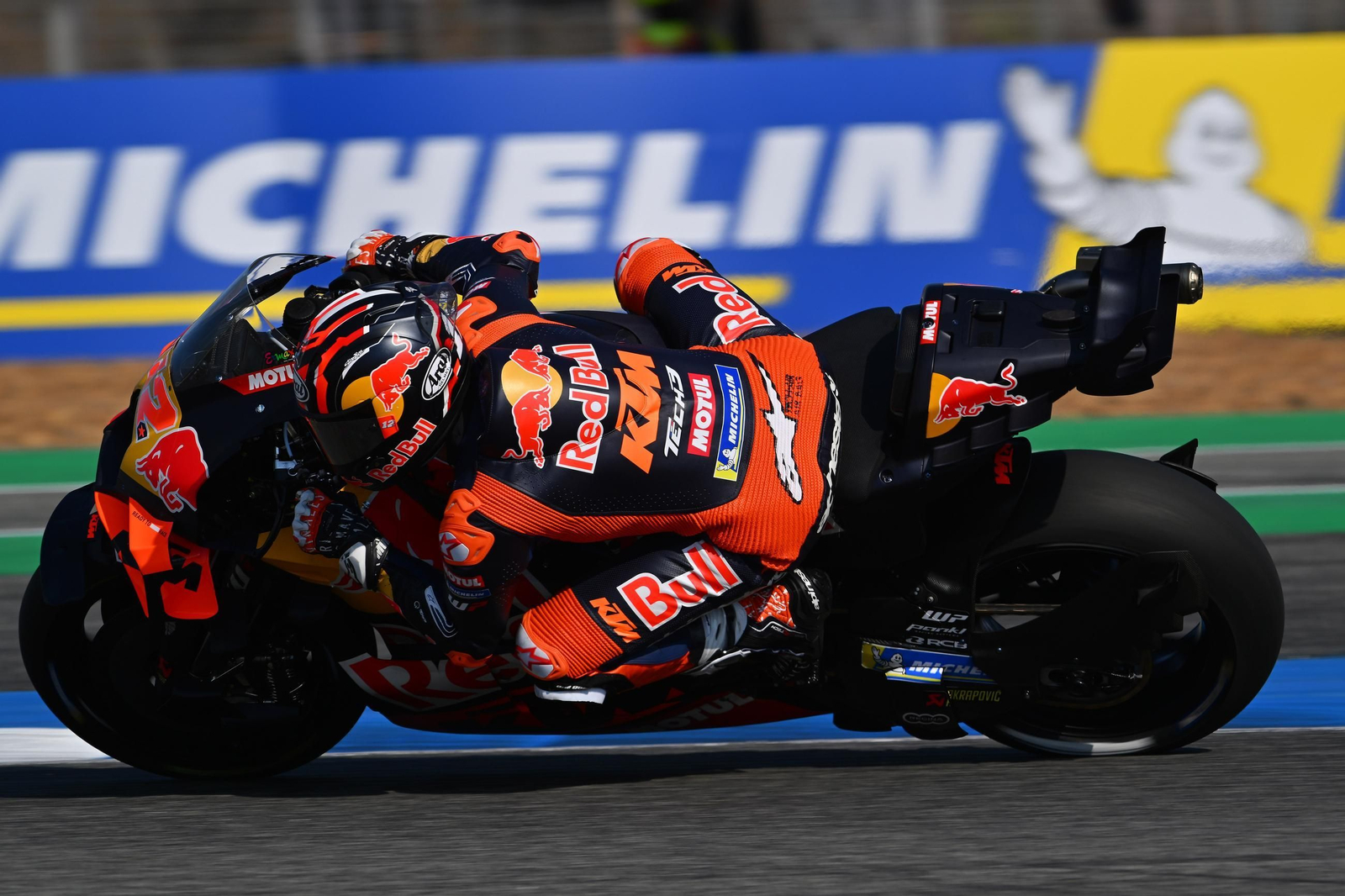 Las fotos del primer triunfo de Marc Márquez en la temporada