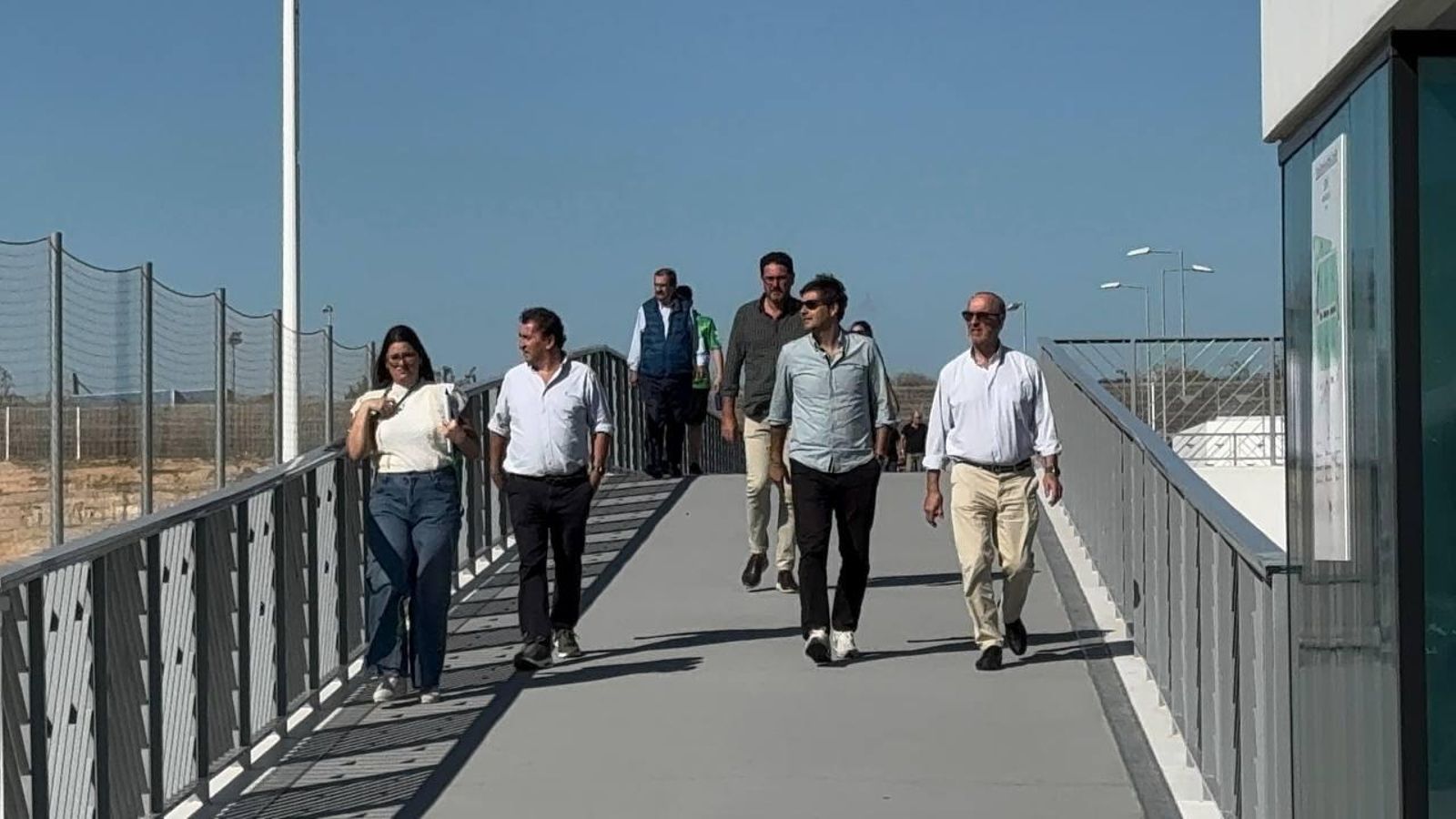 La directiva verdiblanca llega a presenciar el debut del juvenil en la Youth League