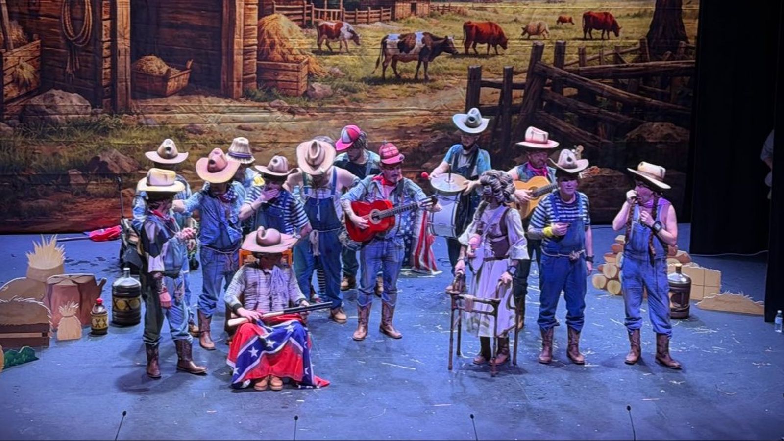 Los KFC, la chirigota linense de dos clácicos, Bau y Ocaña