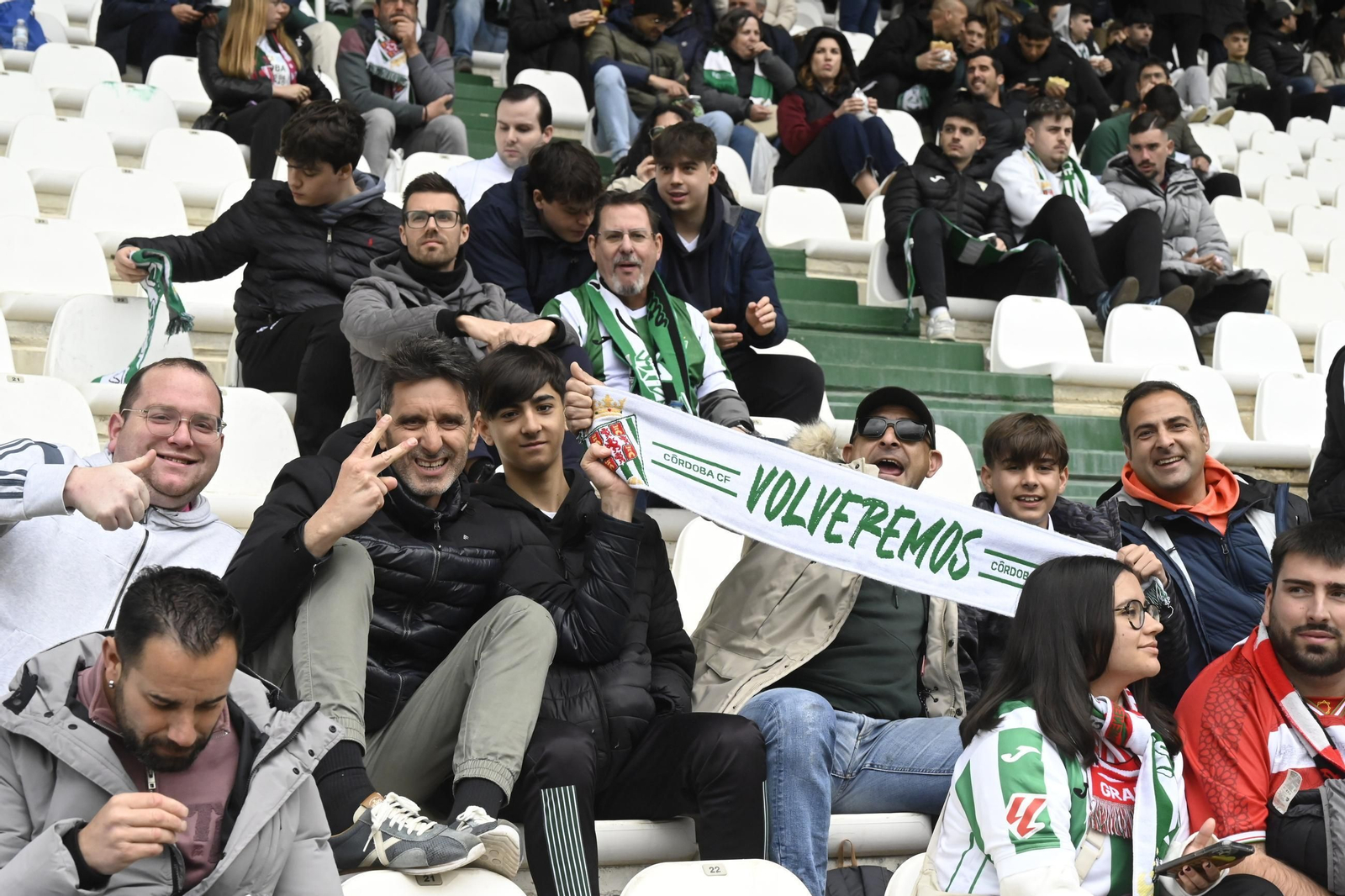 El imponente ambiente de El Arcángel para el Córdoba CF - Granada