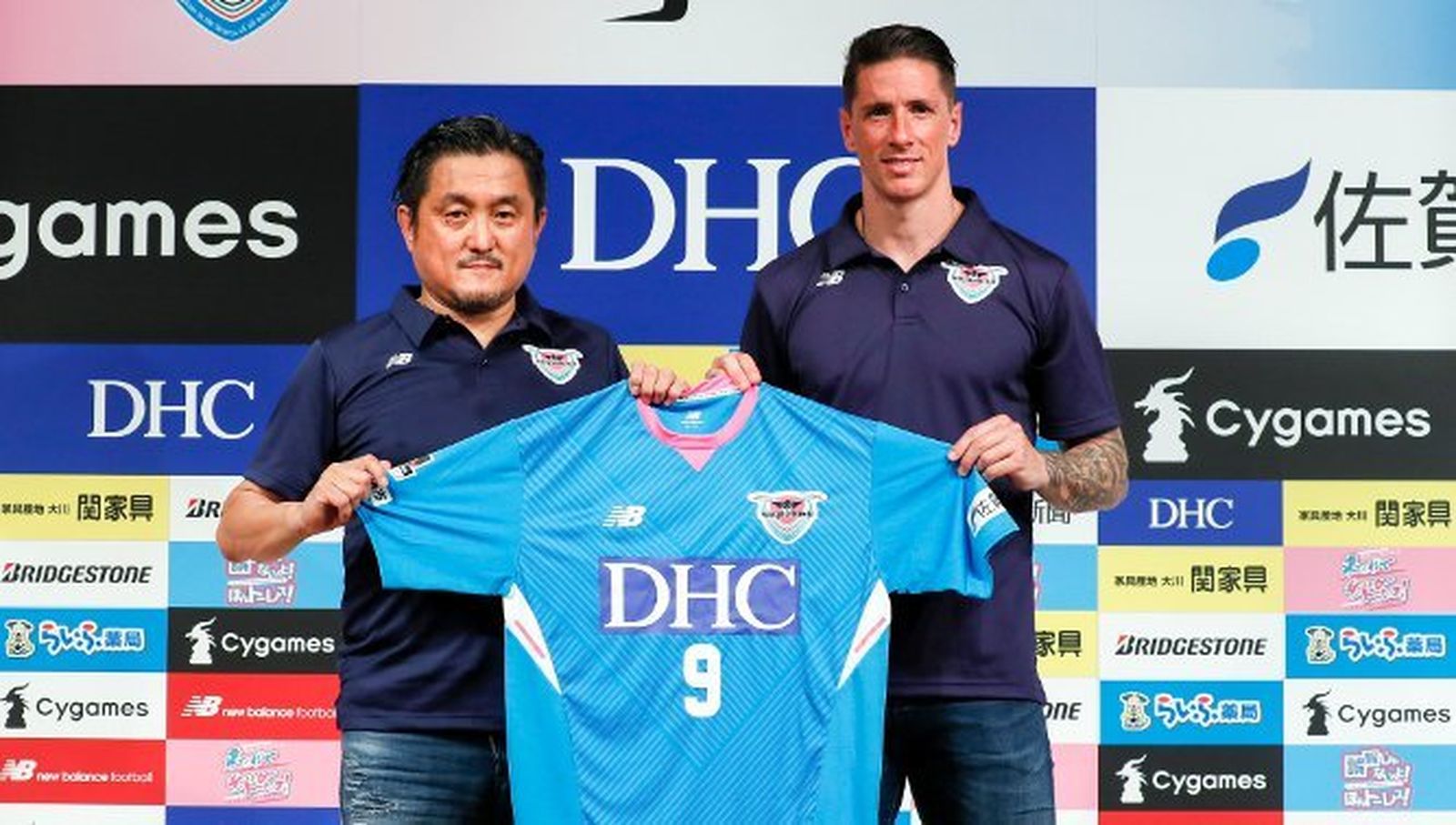 Torres, con su nueva camiseta.