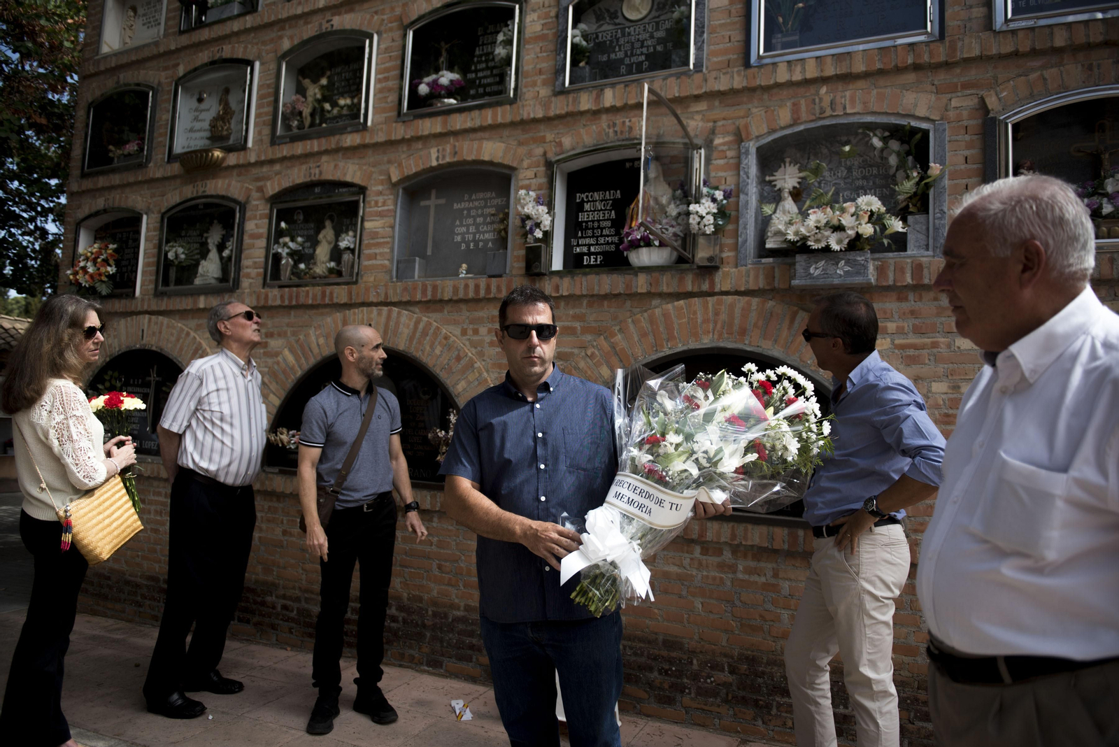Funcionarios de prisiones, familiares y amigos homenajearon a la granadina