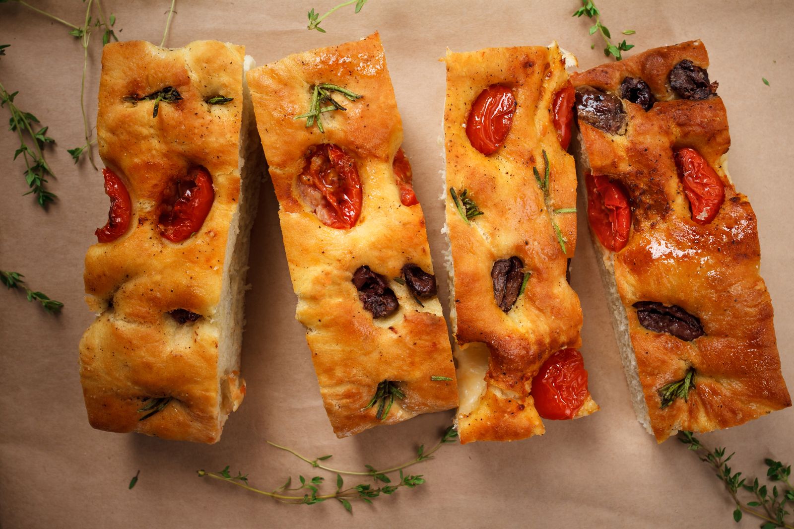 Un bocado de Italia: focaccia con masa madre y levadura