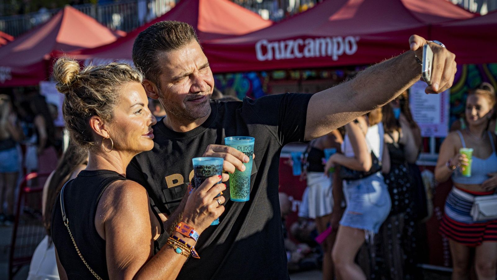 Búscate en las imágenes del jueves de Puro Latino 2024 en El Puerto