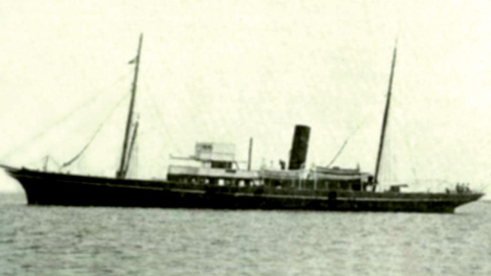 El buque 'J. B. Llovera' de la Compañía Valenciana de Vapores de África que navegó entre los puertos de Algeciras y Ceuta-Tánger entre los años 1911 y 1914.