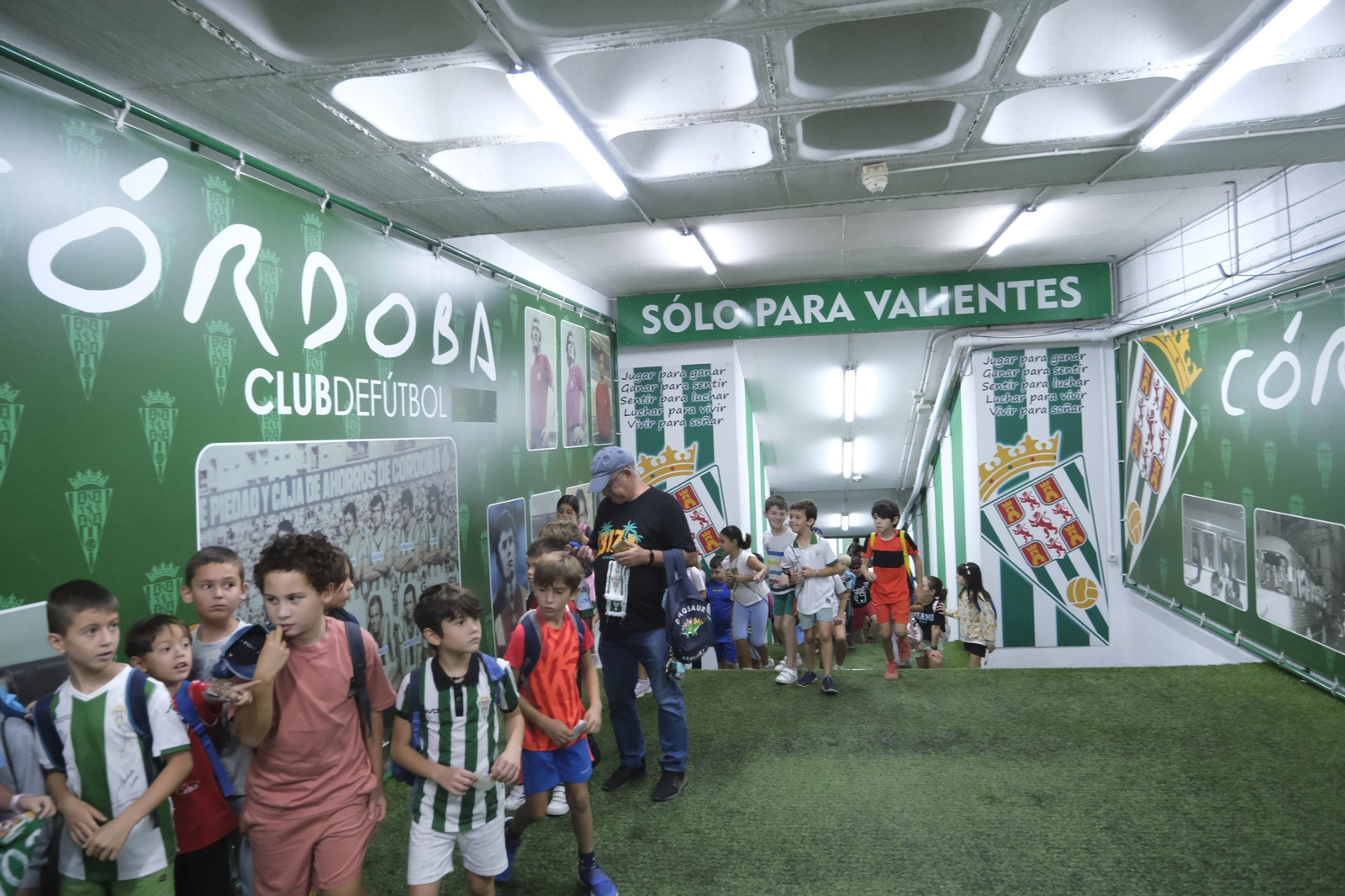 Las mejores imágenes de la primera clase del Aula Blanquiverde del Córdoba CF
