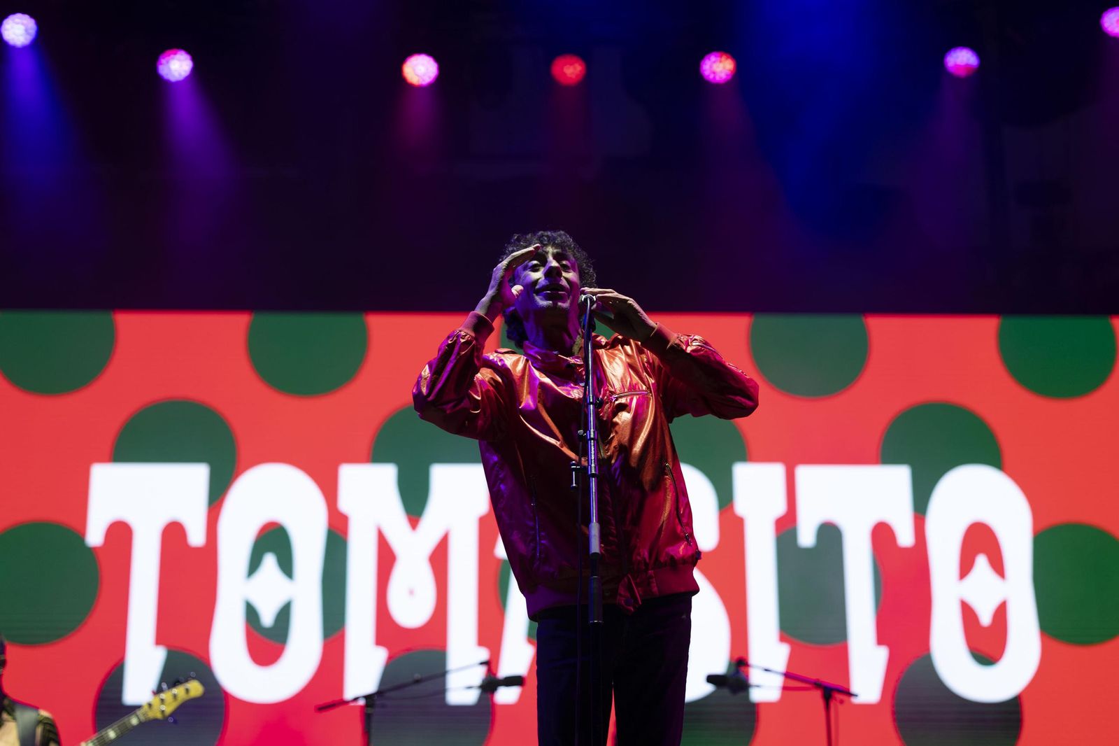 Búscate en las imágenes del concierto gratuito en el Muelle de Cádiz