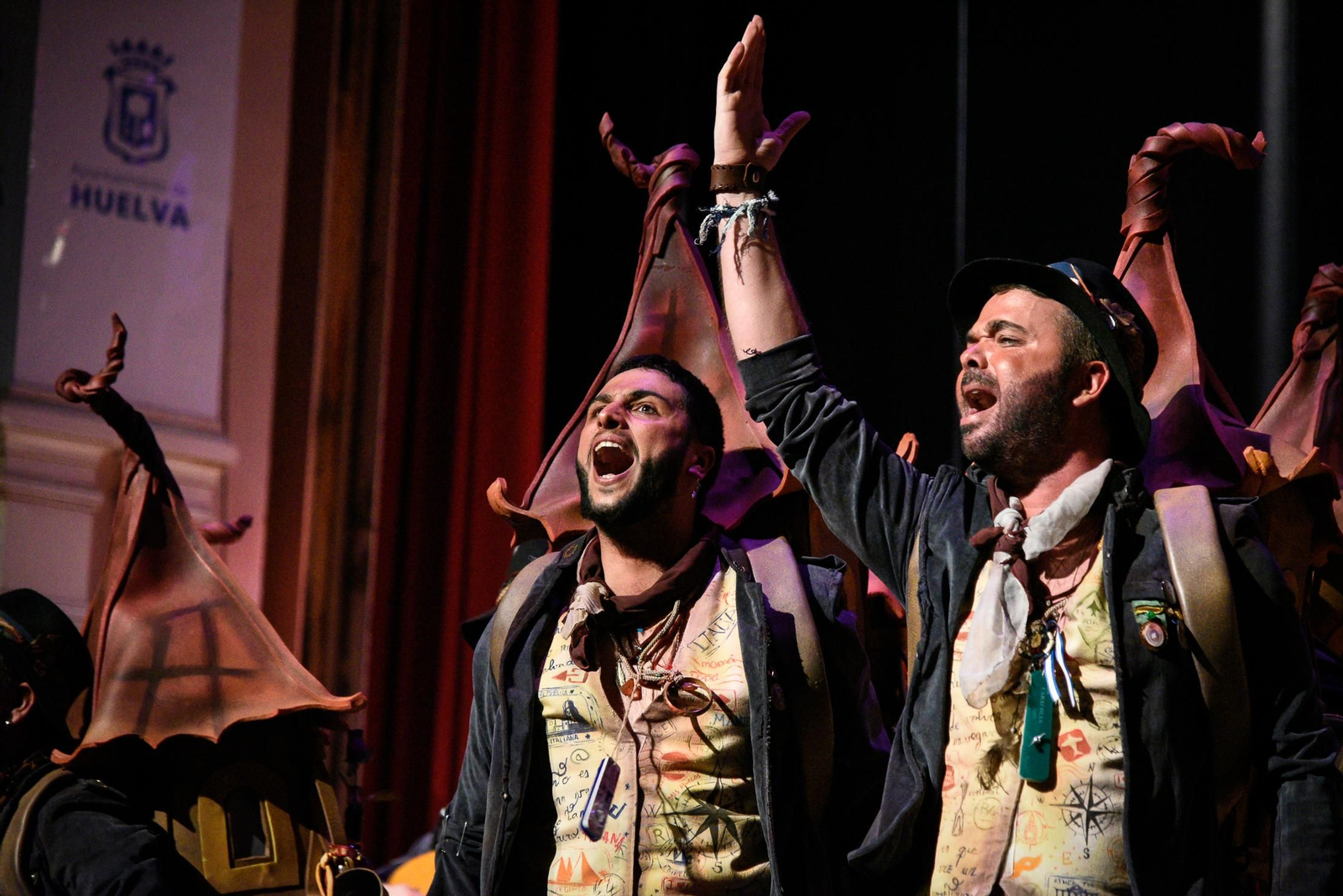 Imágenes la comparsa Los caracoles (Final del Carnaval Colombino de Huelva)