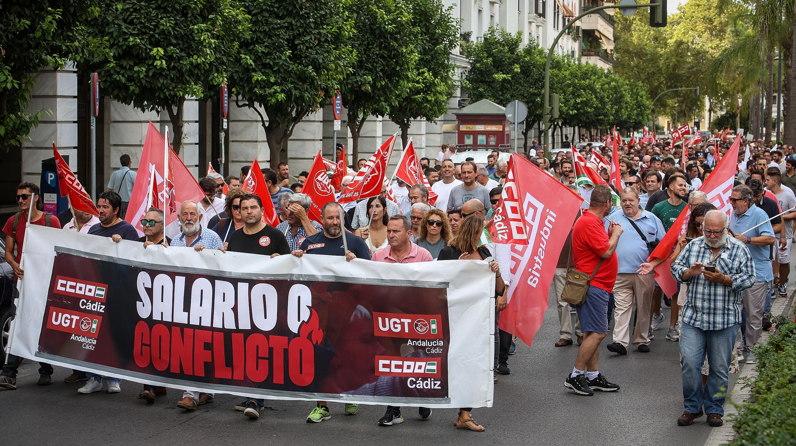 Manifestación de trabajadores de la Vid para pedir un convenio digno