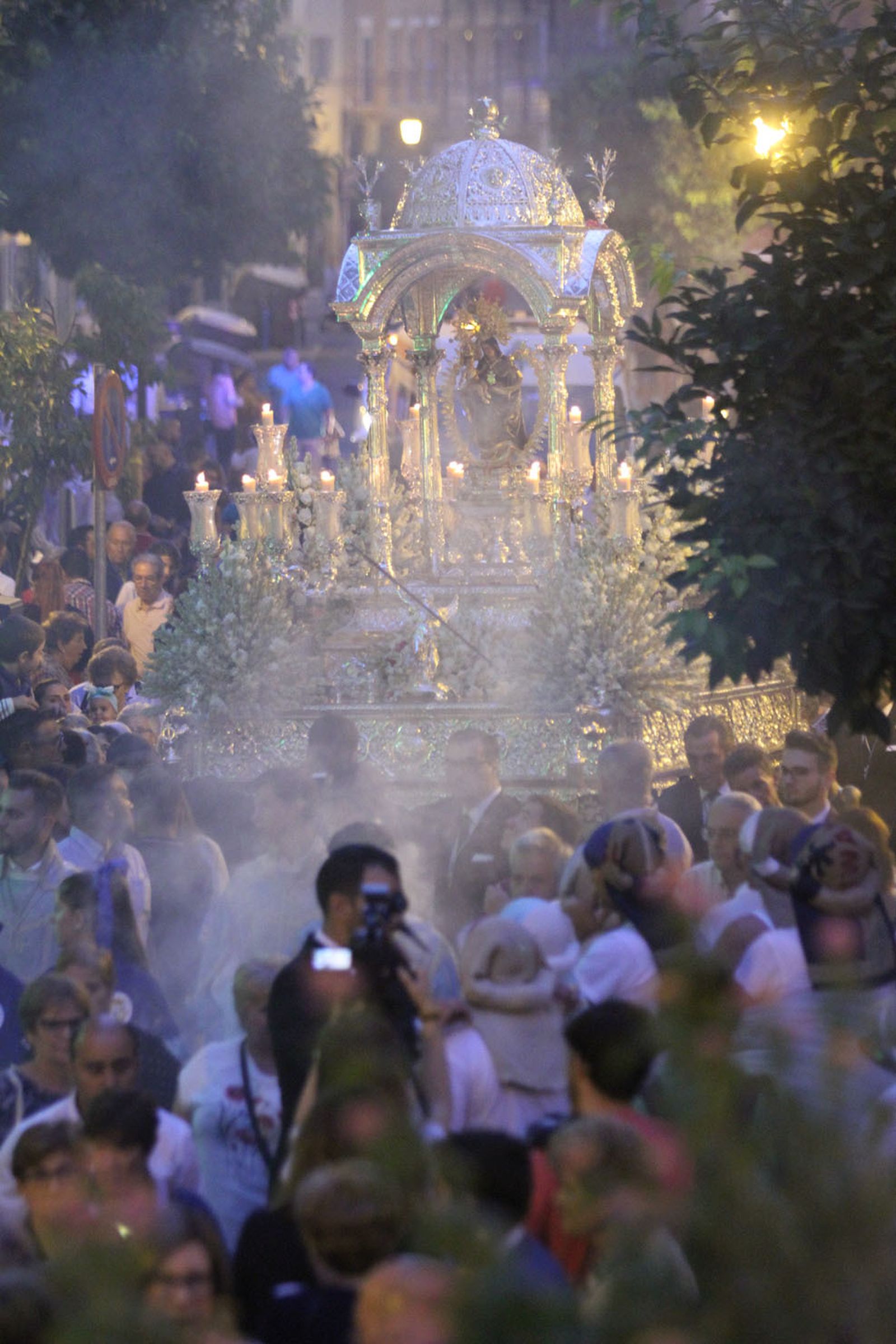 Procesión solemne de la Virgen de la Cinta.