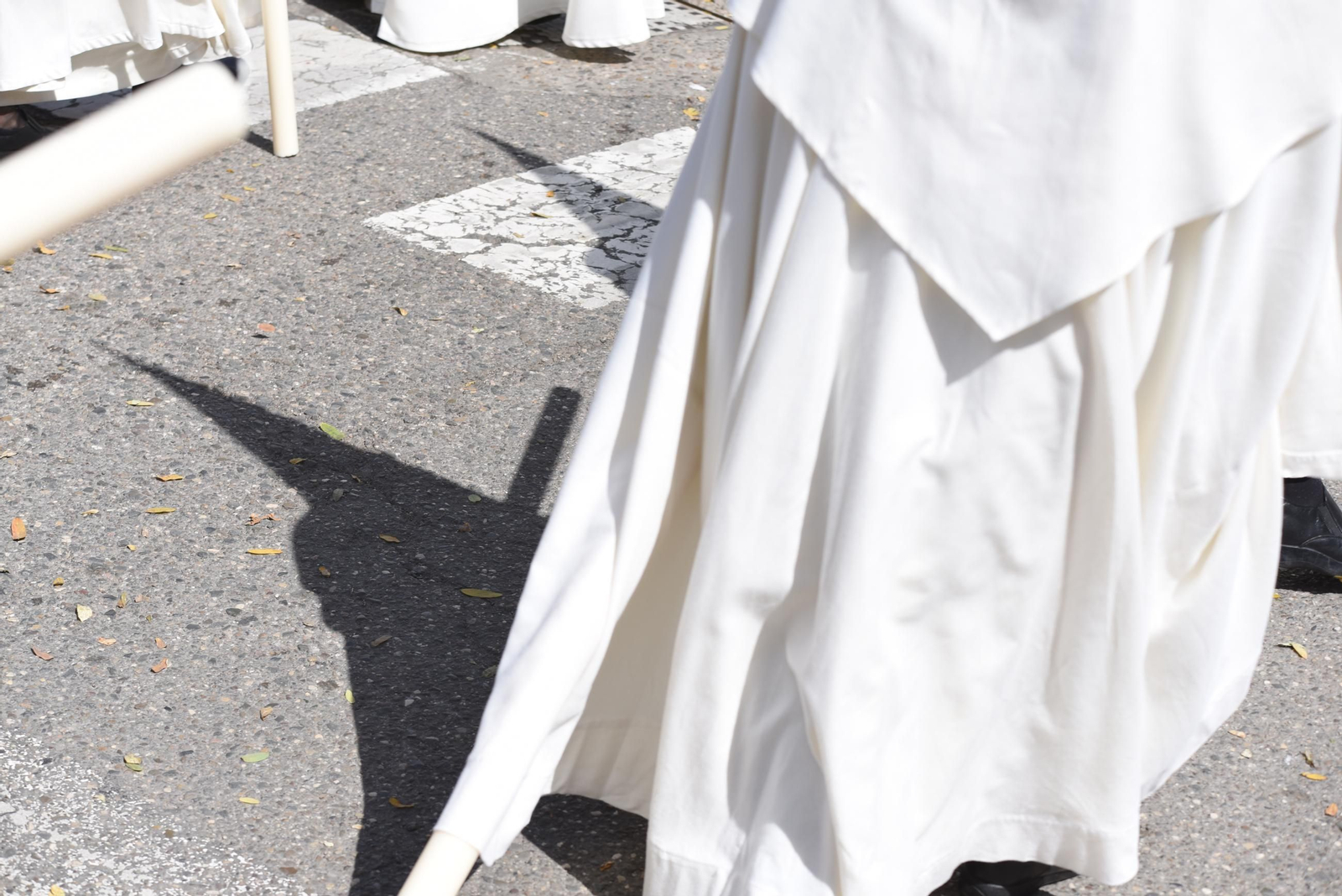 Las imágenes de la procesión de La Merced este Lunes Santo en Córdoba