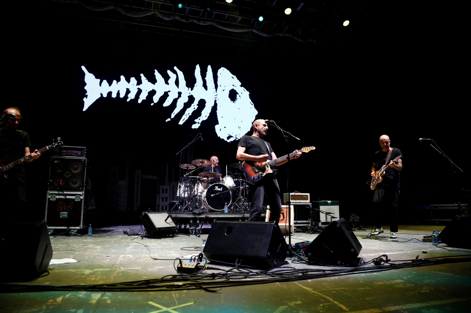 Los Enemigos en el teatro de la Axerquía, en imágenes