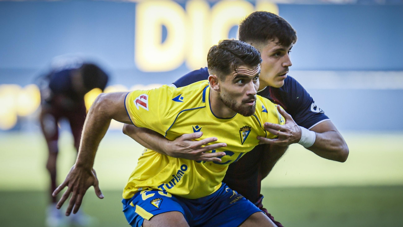 Búscate entre las fotos del partido Cádiz CF - SD Eibar
