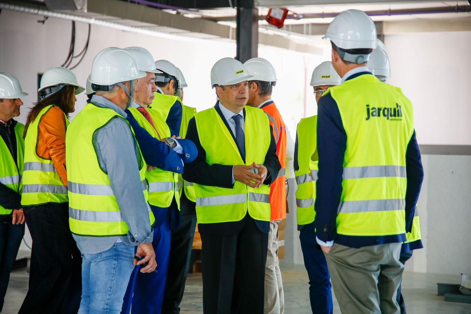 Luis Planas en una visita a la cooperativa Única