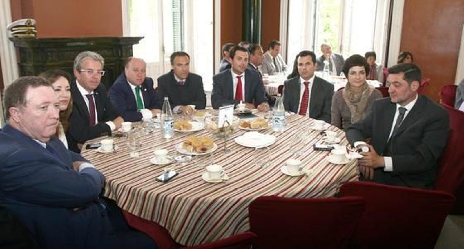 Esteban Sánchez, Rosa Robles, Francisco Romero, Antonio José Redondo, José María Rodríguez, Baltasar Brotons, Francisco Rico, Ana Vives y Eduardo Sugrañes.

Foto: Josue Correa/Alberto Dominguez