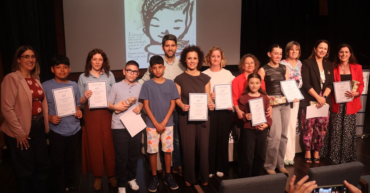 El Ejido entrega los premios del Certamen Literario y Marcapáginas