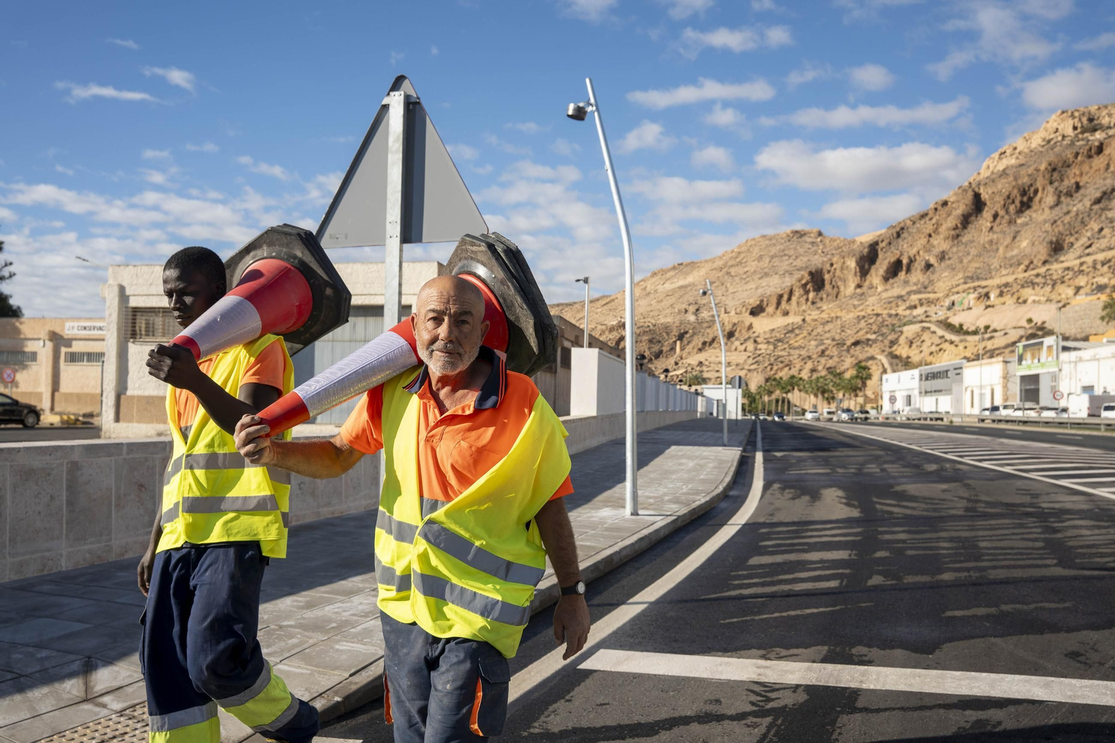 Los primeros usuarios del nuevo acceso al Puerto