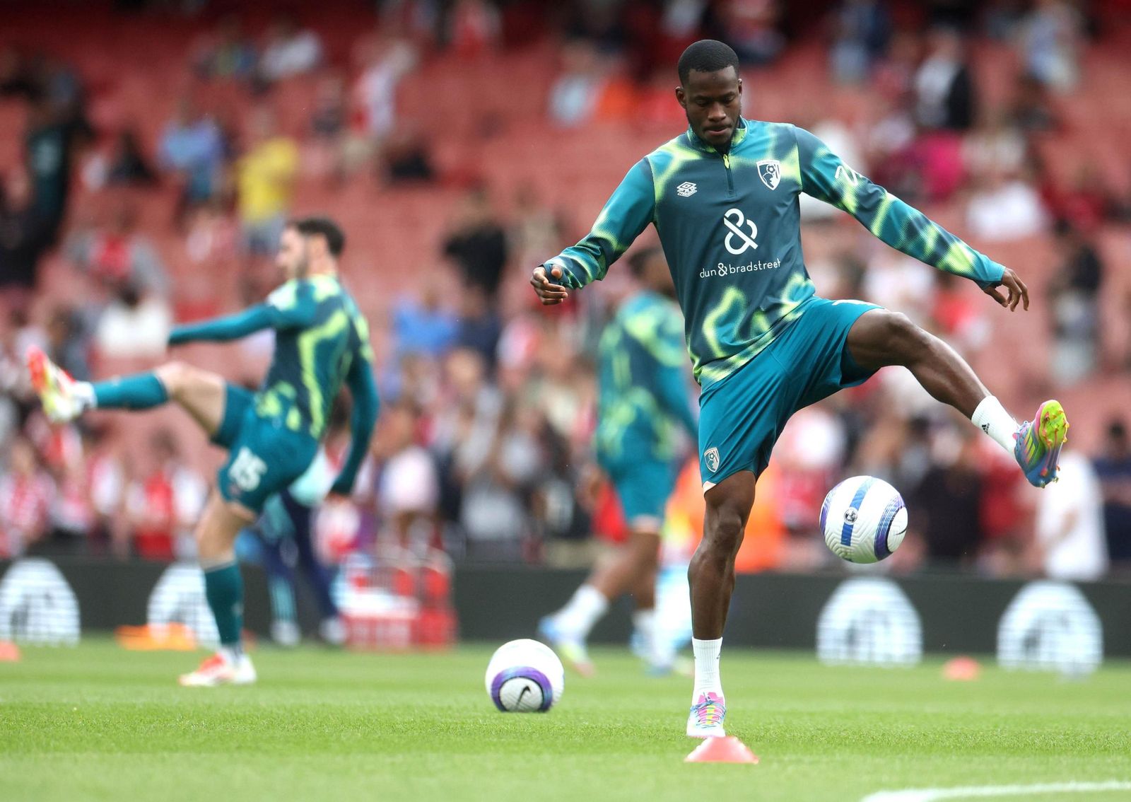 Dean Huijsen marca en el triunfo del Bournemouth en casa del Arsenal